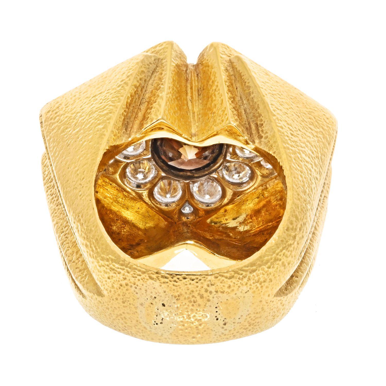 David Webb 18K Yellow Gold Champagne Round Diamond Cocktail Ring In Excellent Condition For Sale In New York, NY