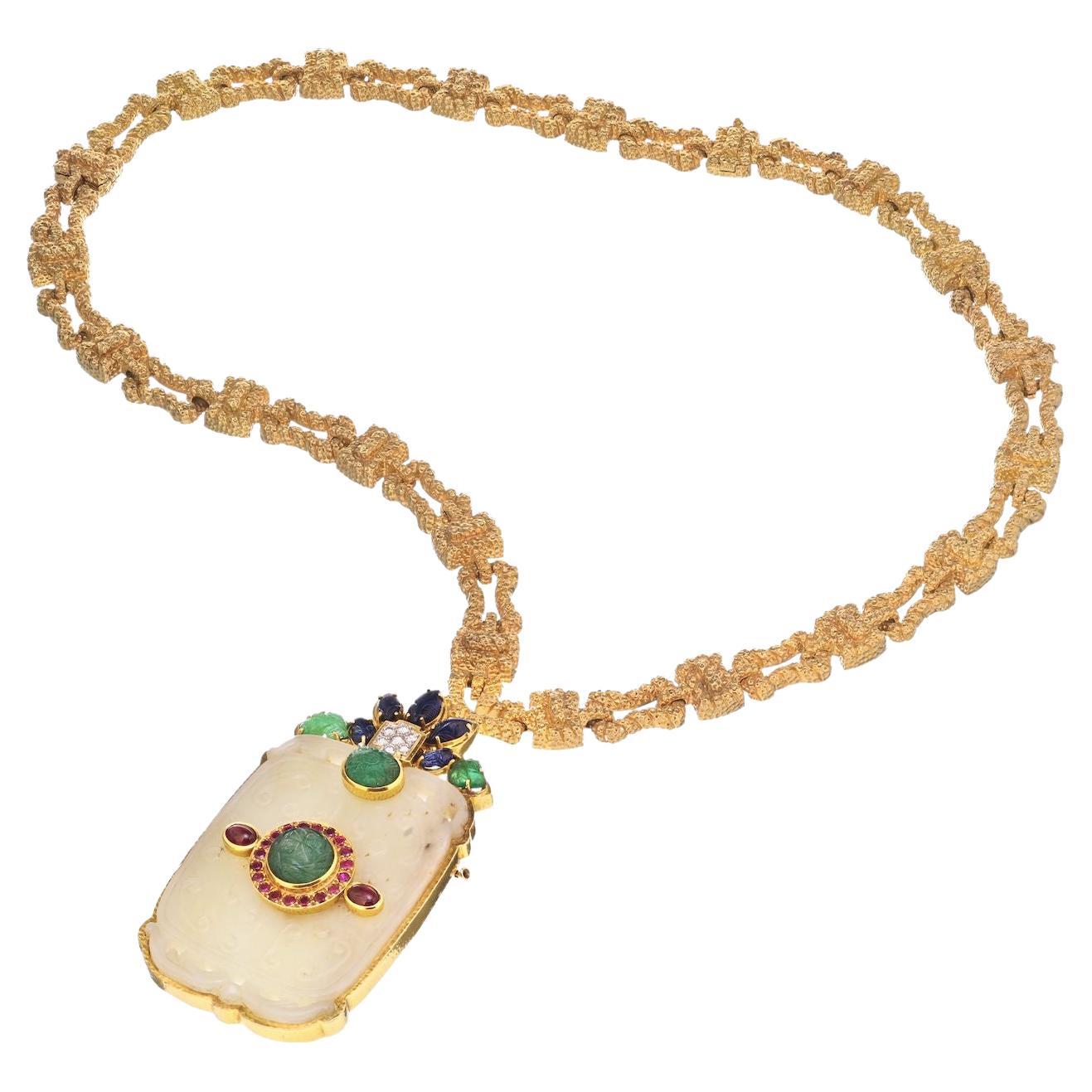 David Webb 18K Yellow Gold Convertable Chain with a French Chinois Jade Necklace For Sale