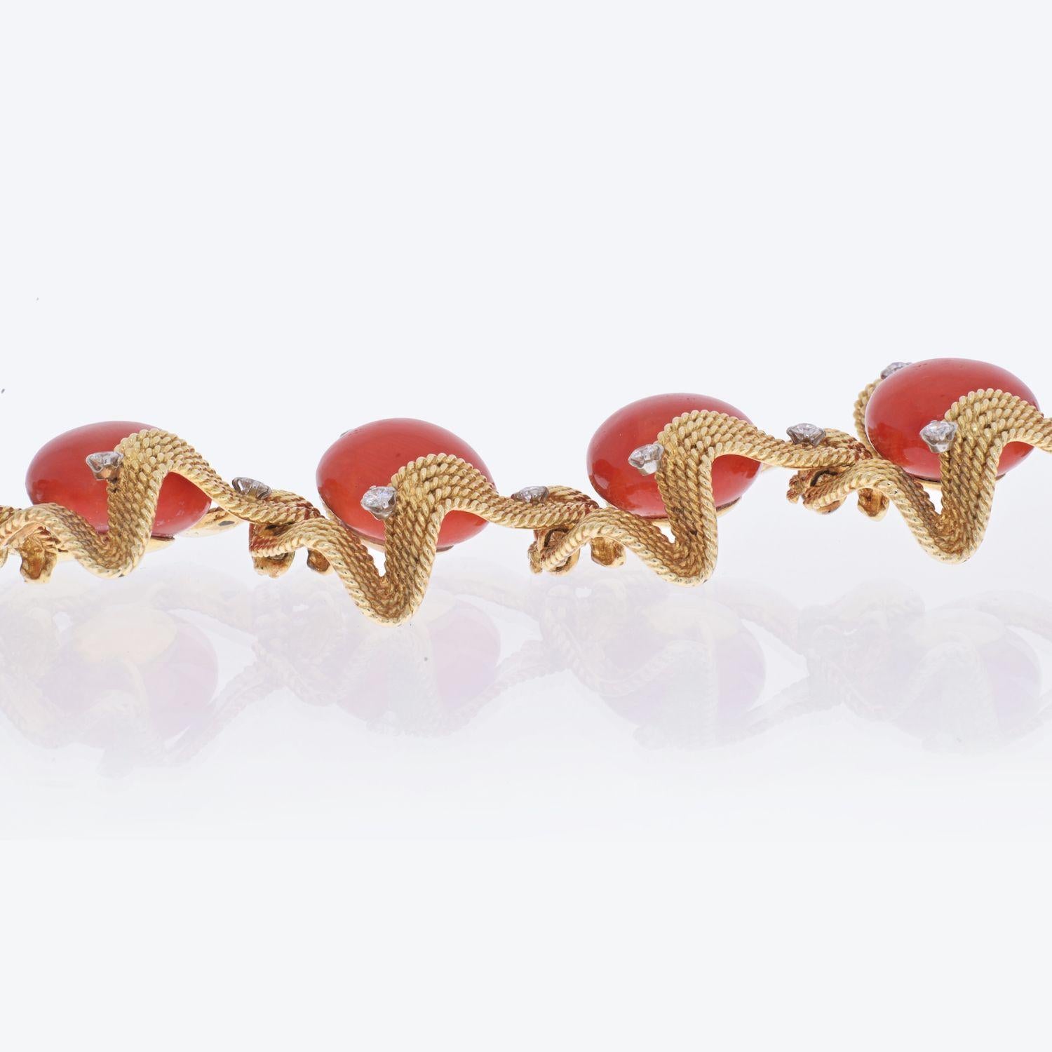 Round Cut David Webb 18K Yellow Gold Coral and Diamond 1960's Bracelet For Sale