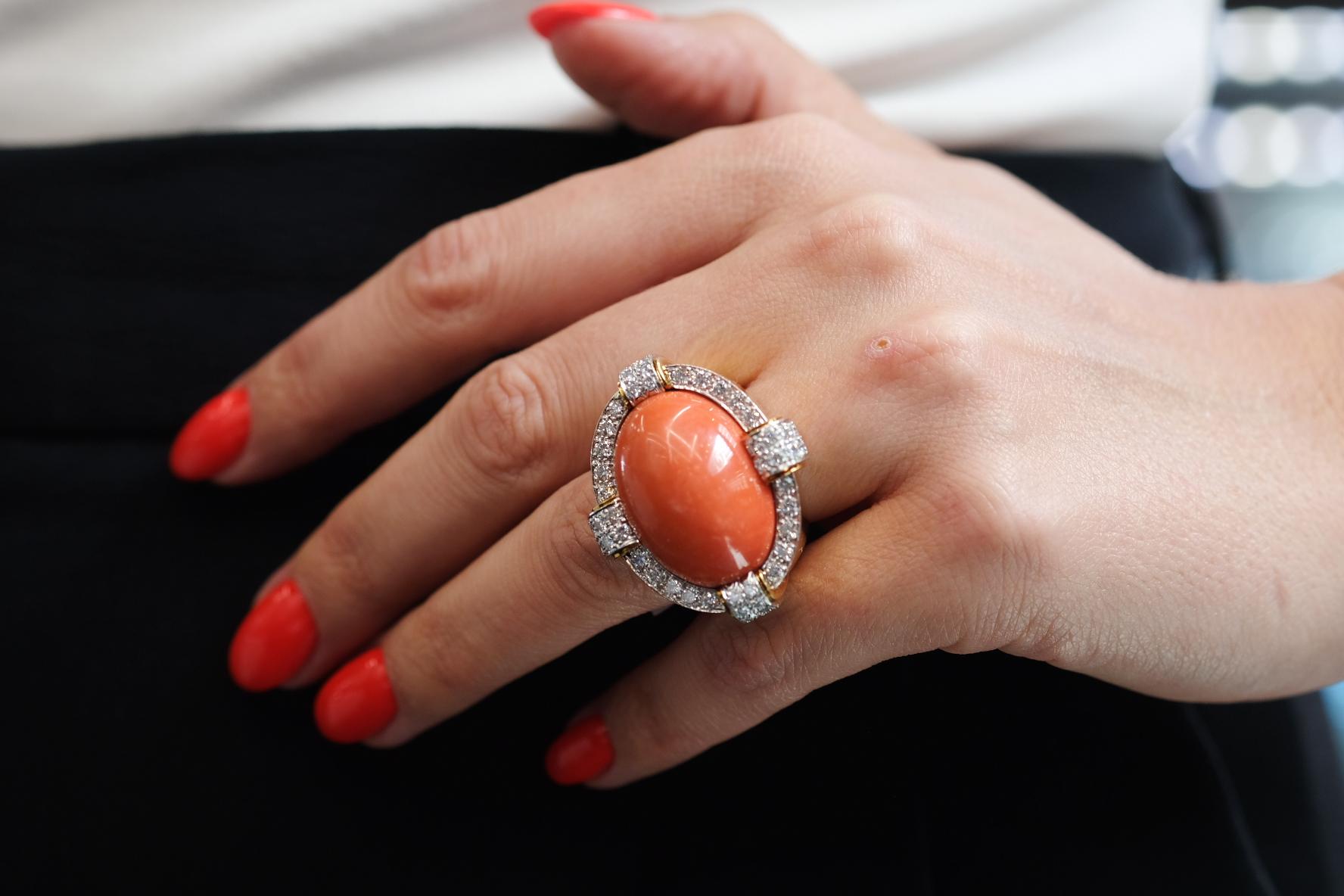 David Webb 18K Yellow Gold, Coral and Diamond Cocktail Ring For Sale 1