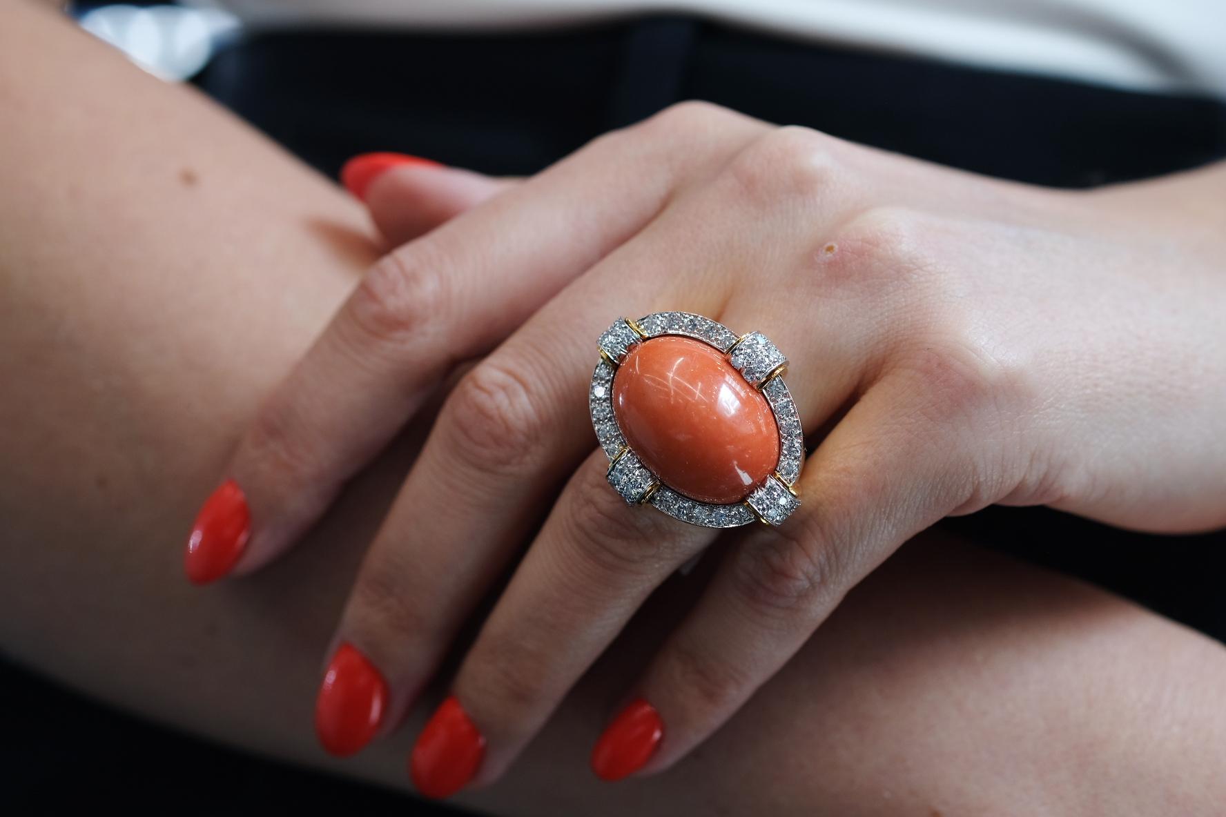 David Webb 18K Yellow Gold, Coral and Diamond Cocktail Ring For Sale 2