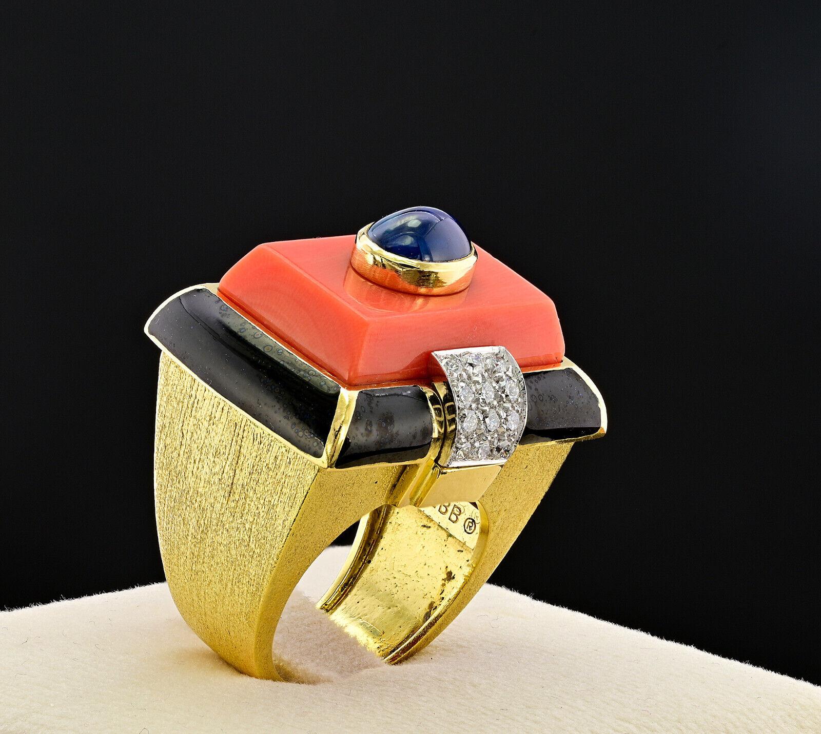 DAVID WEBB 18k Yellow Gold, Coral, Enamel, Diamond & Sapphire Cocktail Ring 1970 In Excellent Condition For Sale In Beverly Hills, CA