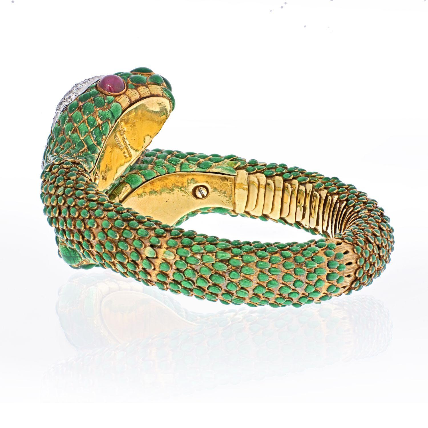 David Webb 18K Yellow Gold Crossover Double-Headed Serpent Bracelet For ...