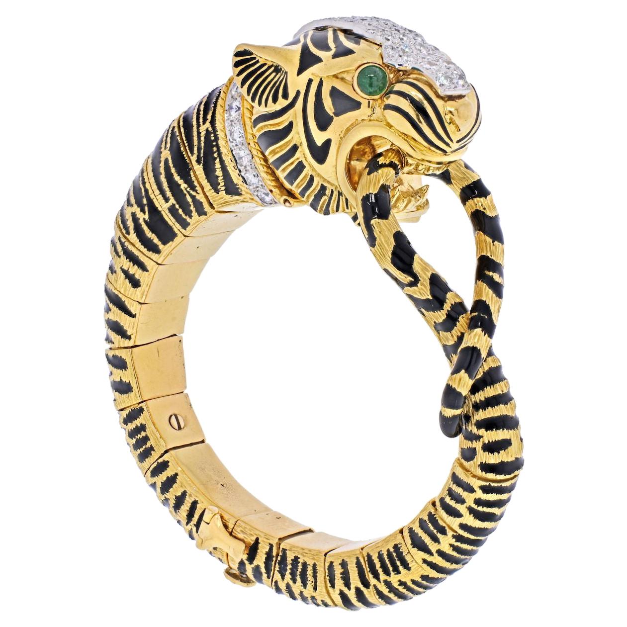 Gold Embossed Tiger Kada | Mahendra Jewellers Kolhapur