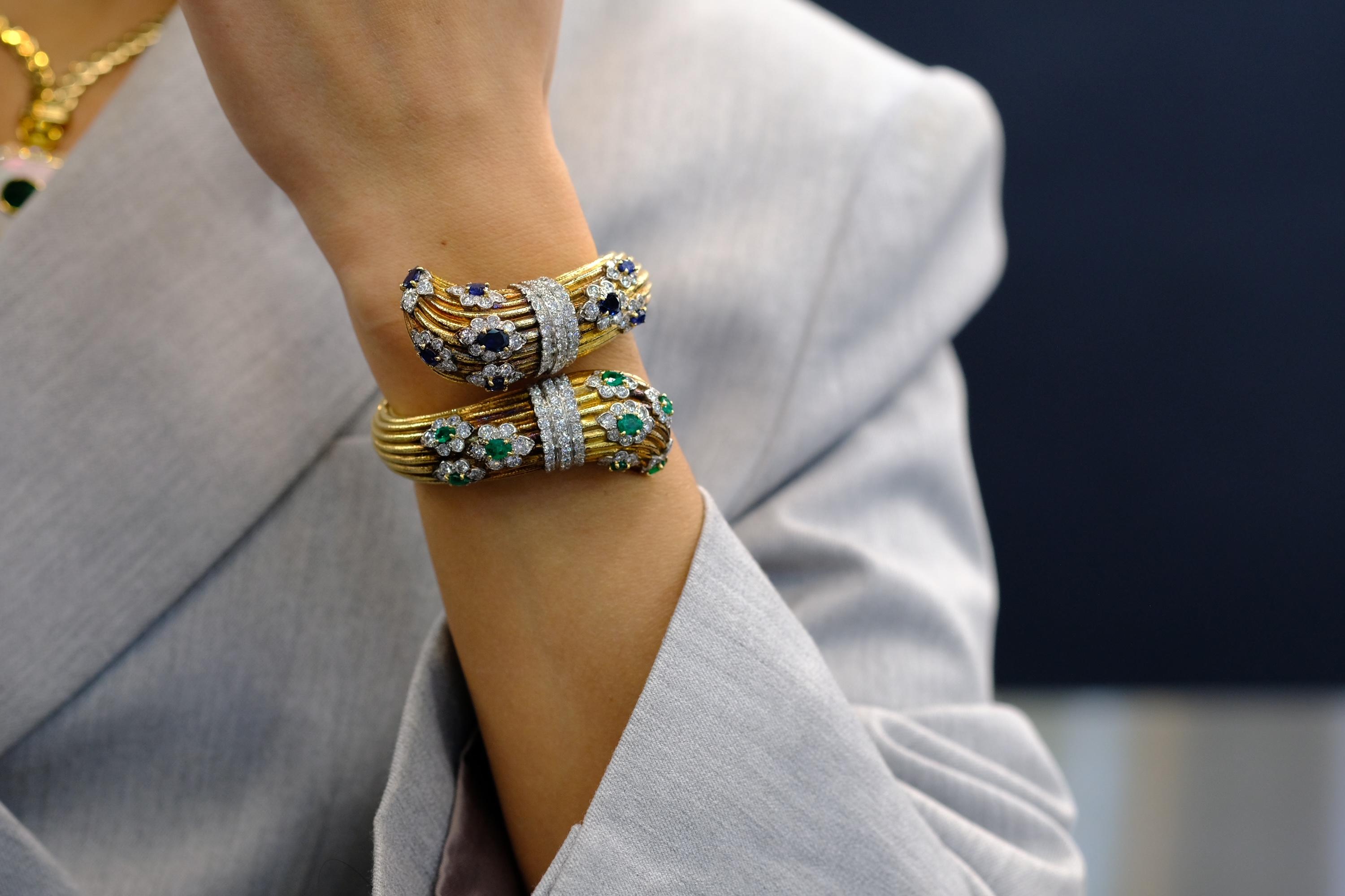 David Webb, bracelet croisé en or jaune 18 carats avec diamants et pierres précieuses en vente 5