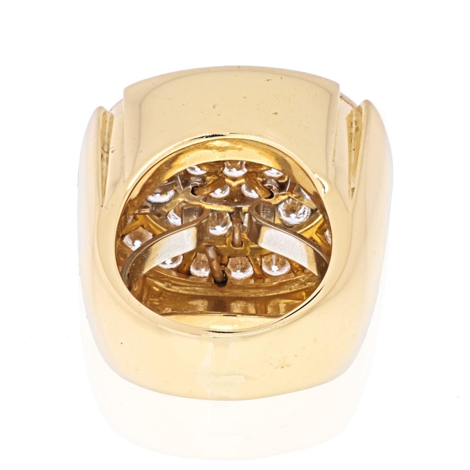 Moderne David Webb Bague en or jaune 18 carats et diamants en forme de grappe épaisse en vente