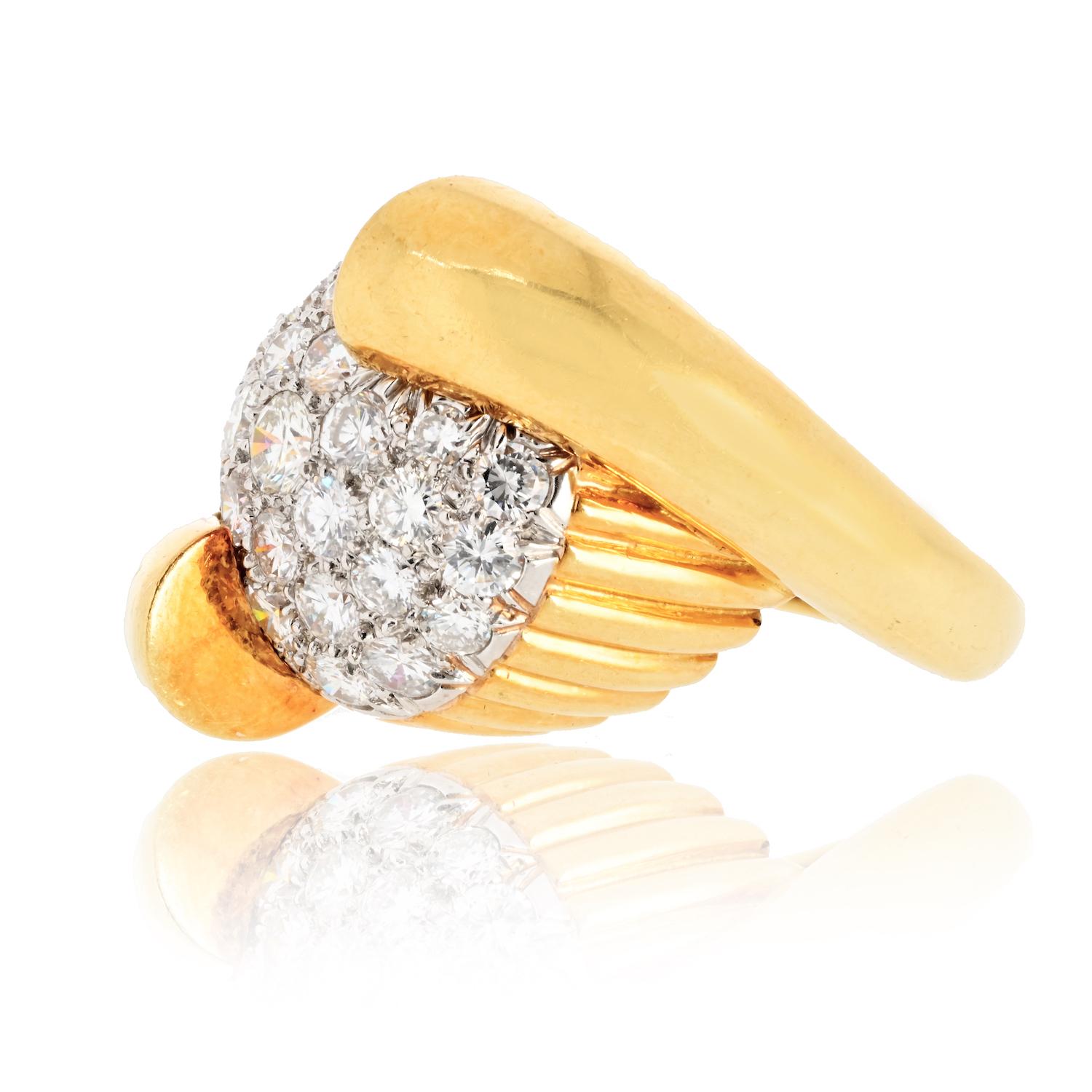 Modern David Webb 18K Yellow Gold Diamond Geometric Ring For Sale