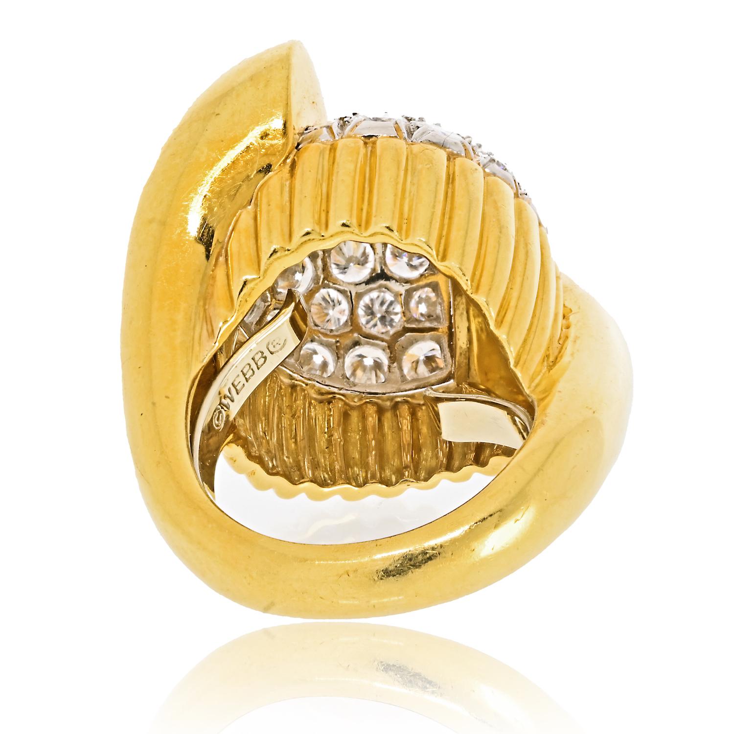 David Webb 18K Yellow Gold Diamond Geometric Ring In Excellent Condition For Sale In New York, NY