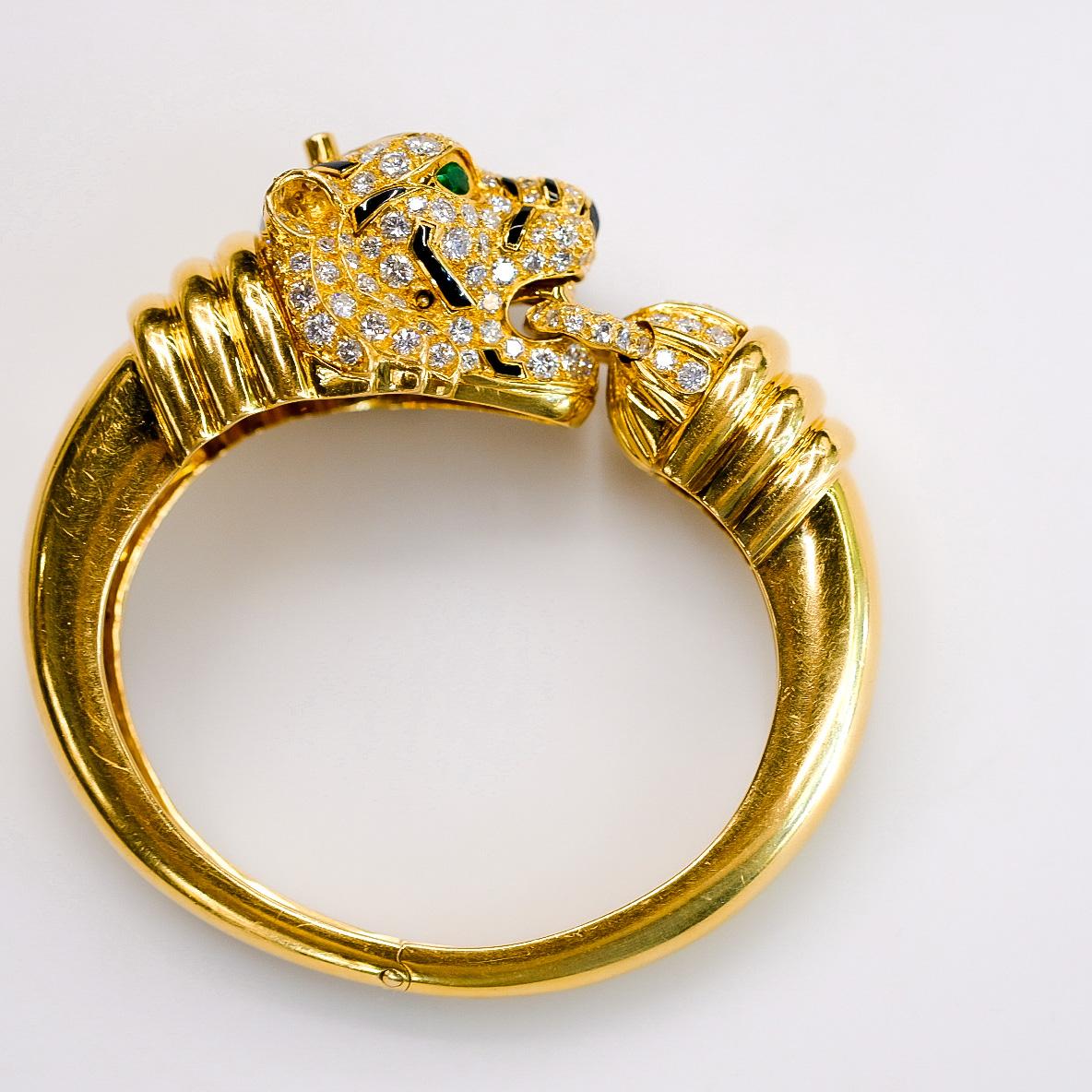 David Webb 18K Yellow Gold Diamond Tiger Bangle Bracelet For Sale 3