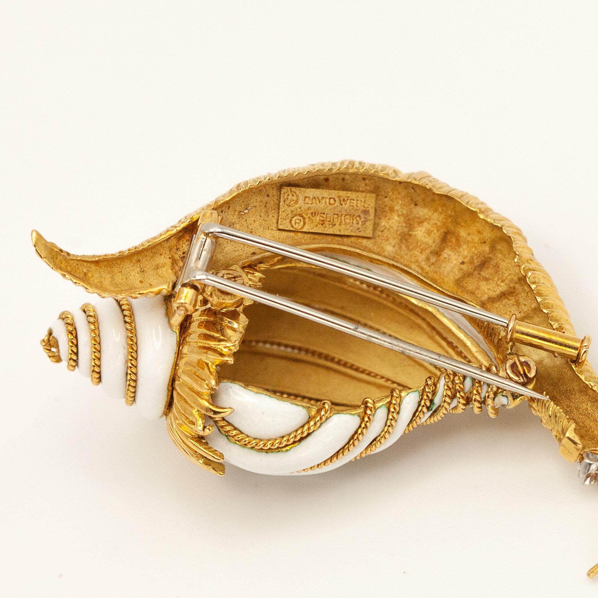 David Webb Broche de caracol de oro amarillo de 18 quilates con diamantes y esmalte blanco en venta 8