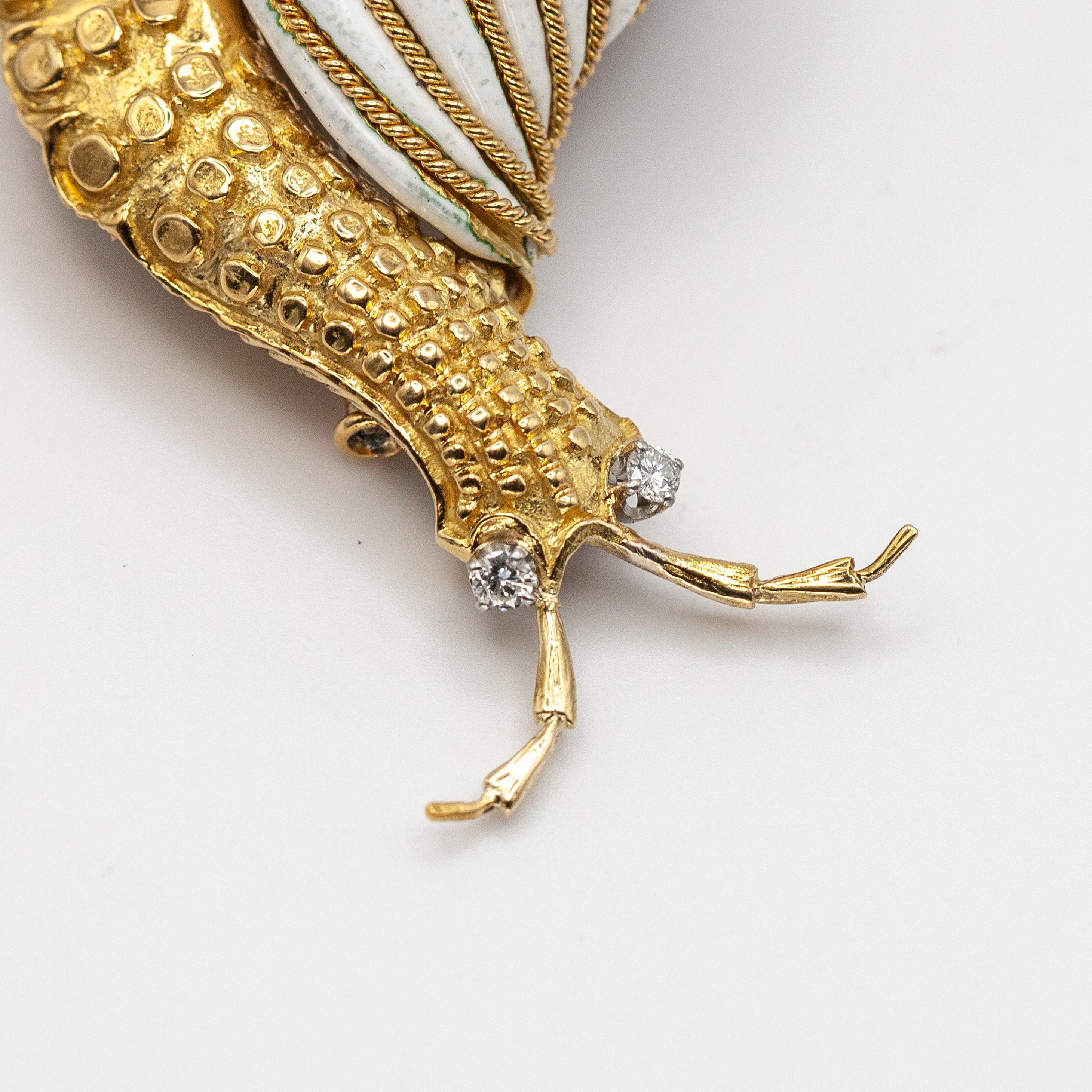 David Webb Broche de caracol de oro amarillo de 18 quilates con diamantes y esmalte blanco Corte brillante en venta