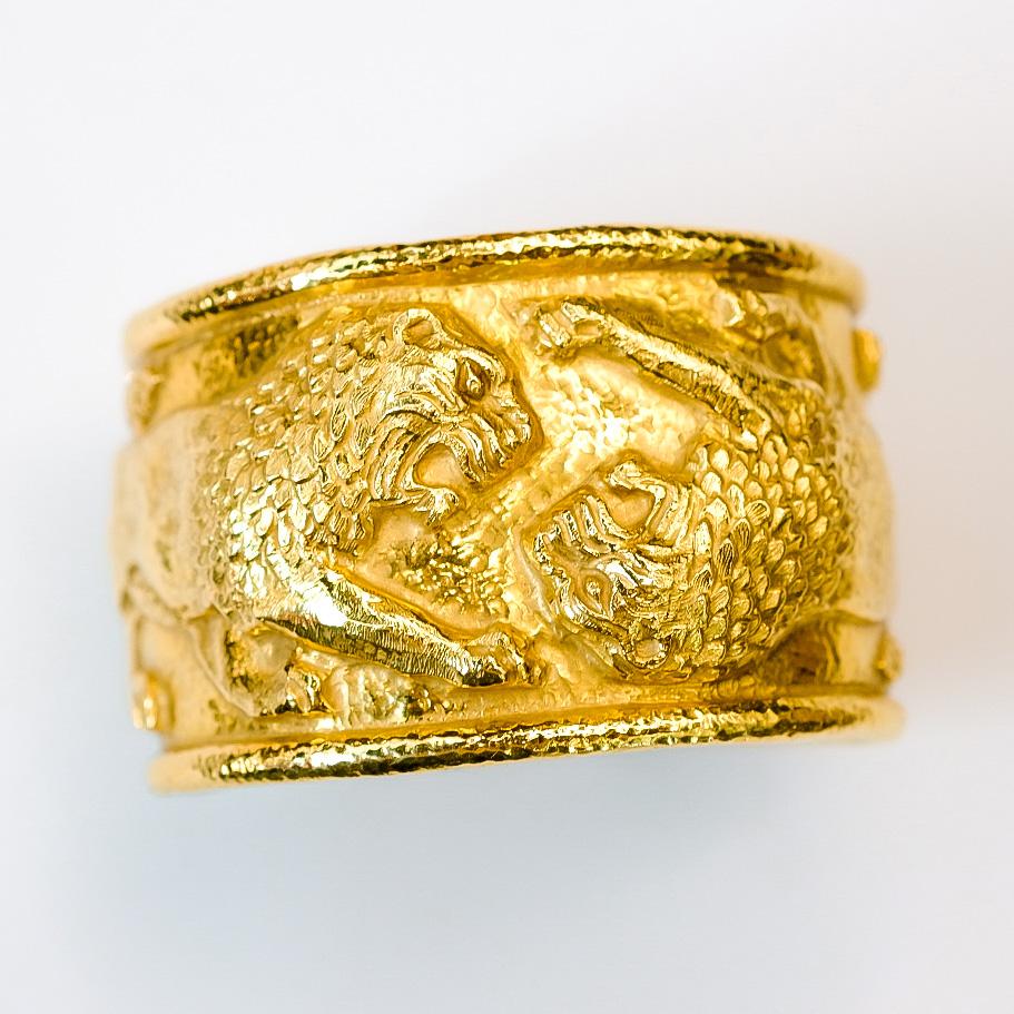 David Webb 18K Yellow Gold Double Lion Vintage Cuff Bracelet For Sale 4