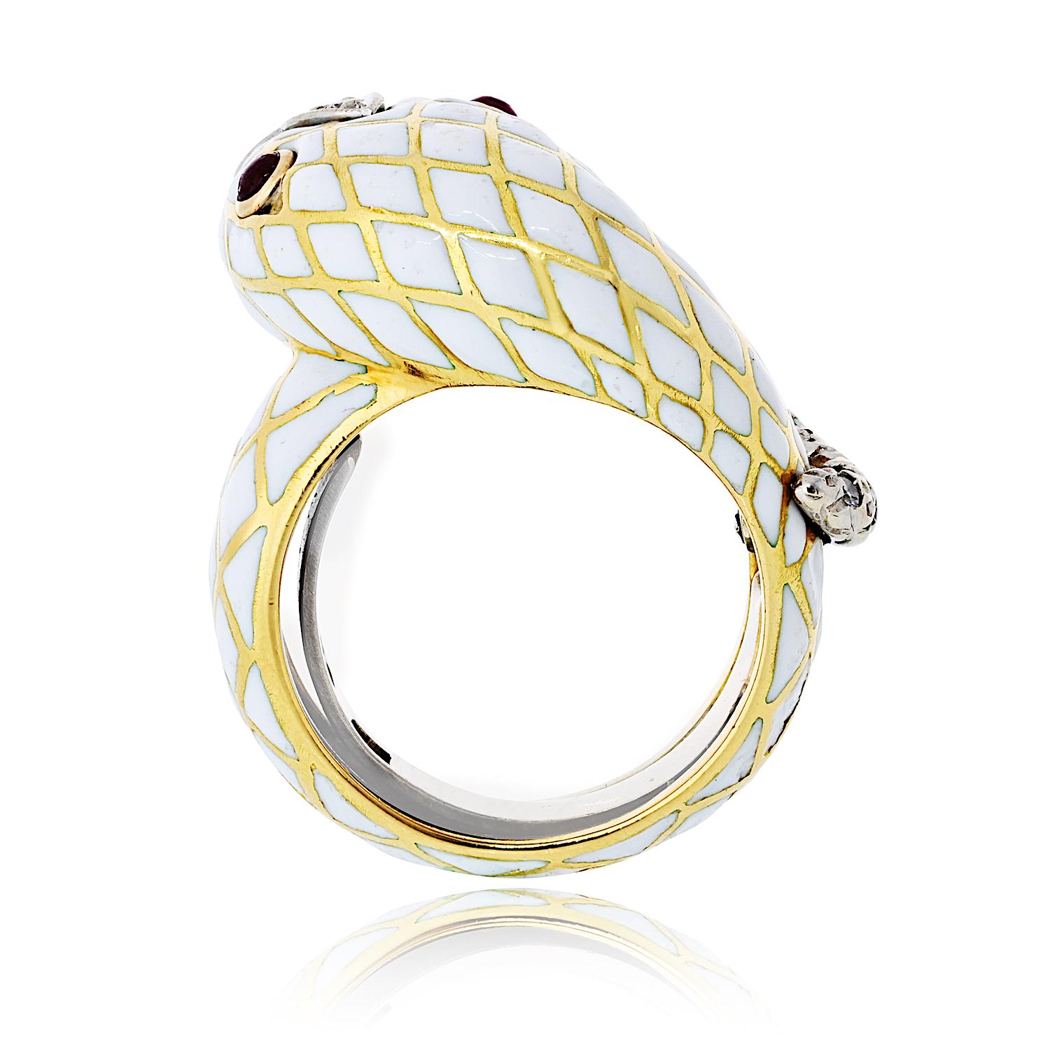 David Webb, bague serpent en or jaune 18 carats, émaillée et diamantée Pour femmes en vente
