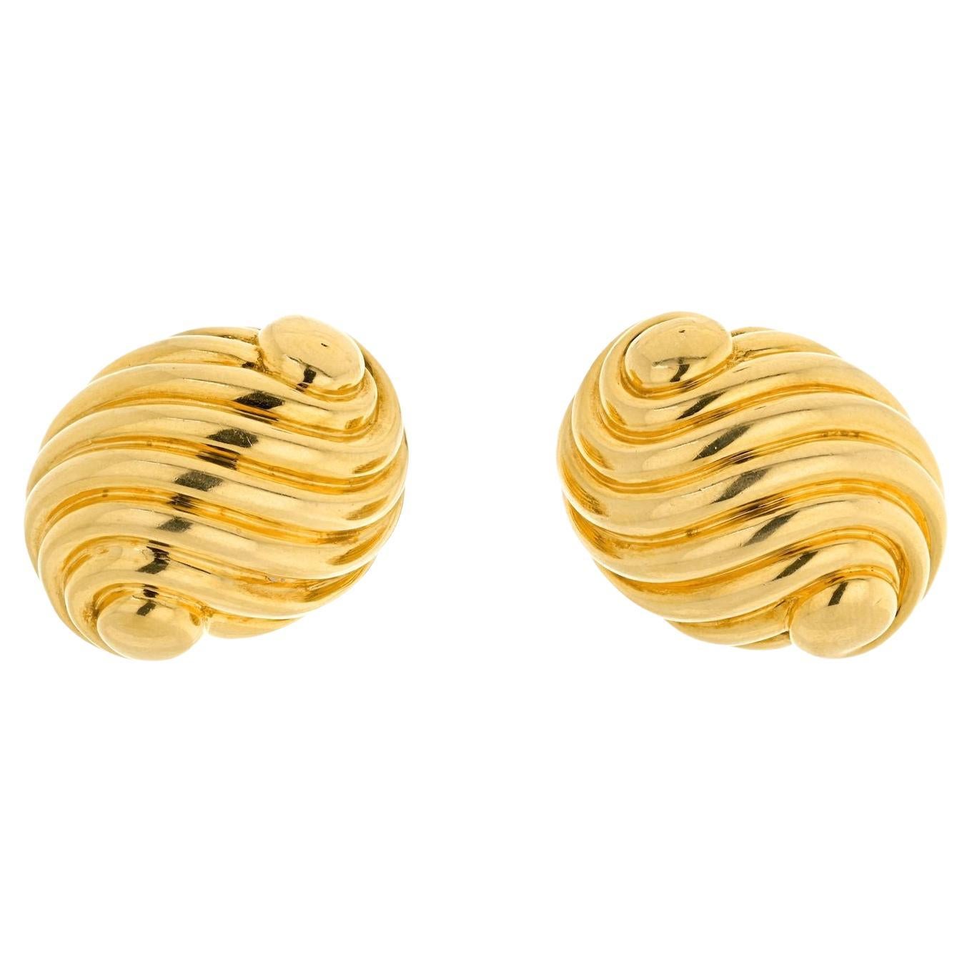David Webb 18k Yellow Gold Fluted Swirl Earrings