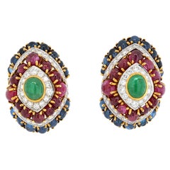 Boucles d'oreilles David Webb en or jaune 18 carats avec diamants rouges, verts et bleus
