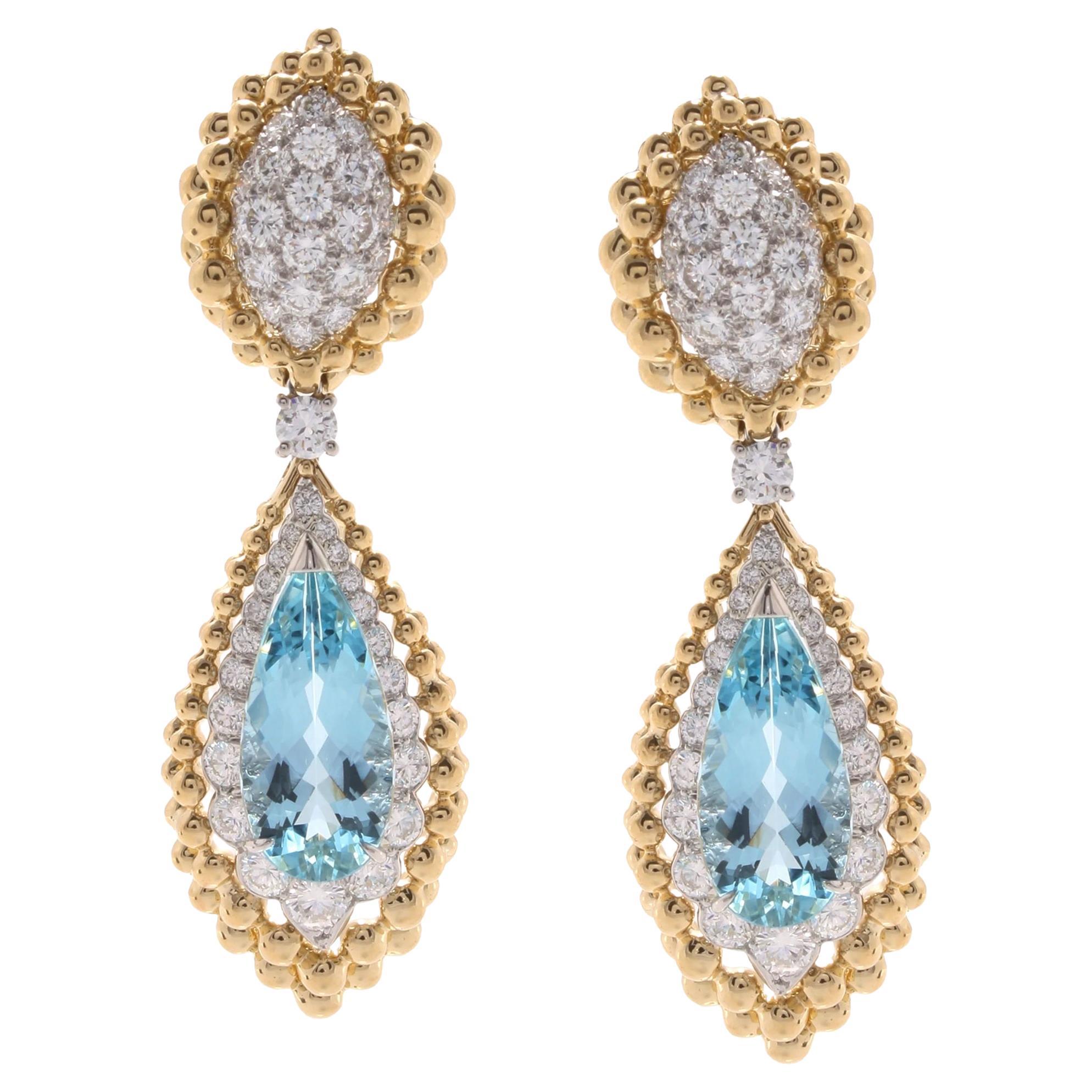 Boucles d
oreilles David Webb en or jaune 18 carats, aigue-marine et diamants en vente