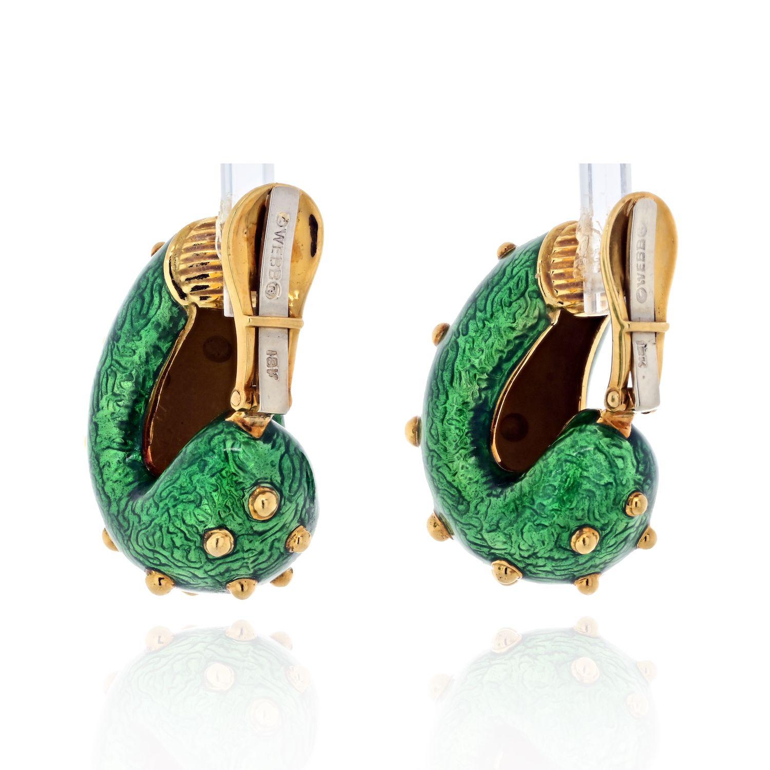 David Webb 18K Yellow Gold Green Enamel Gold Beads Bombe Clip Earrings In Excellent Condition In New York, NY