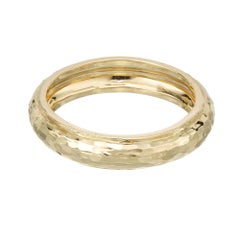 David Webb 18k Yellow Gold Hammered Wedding Band Ring