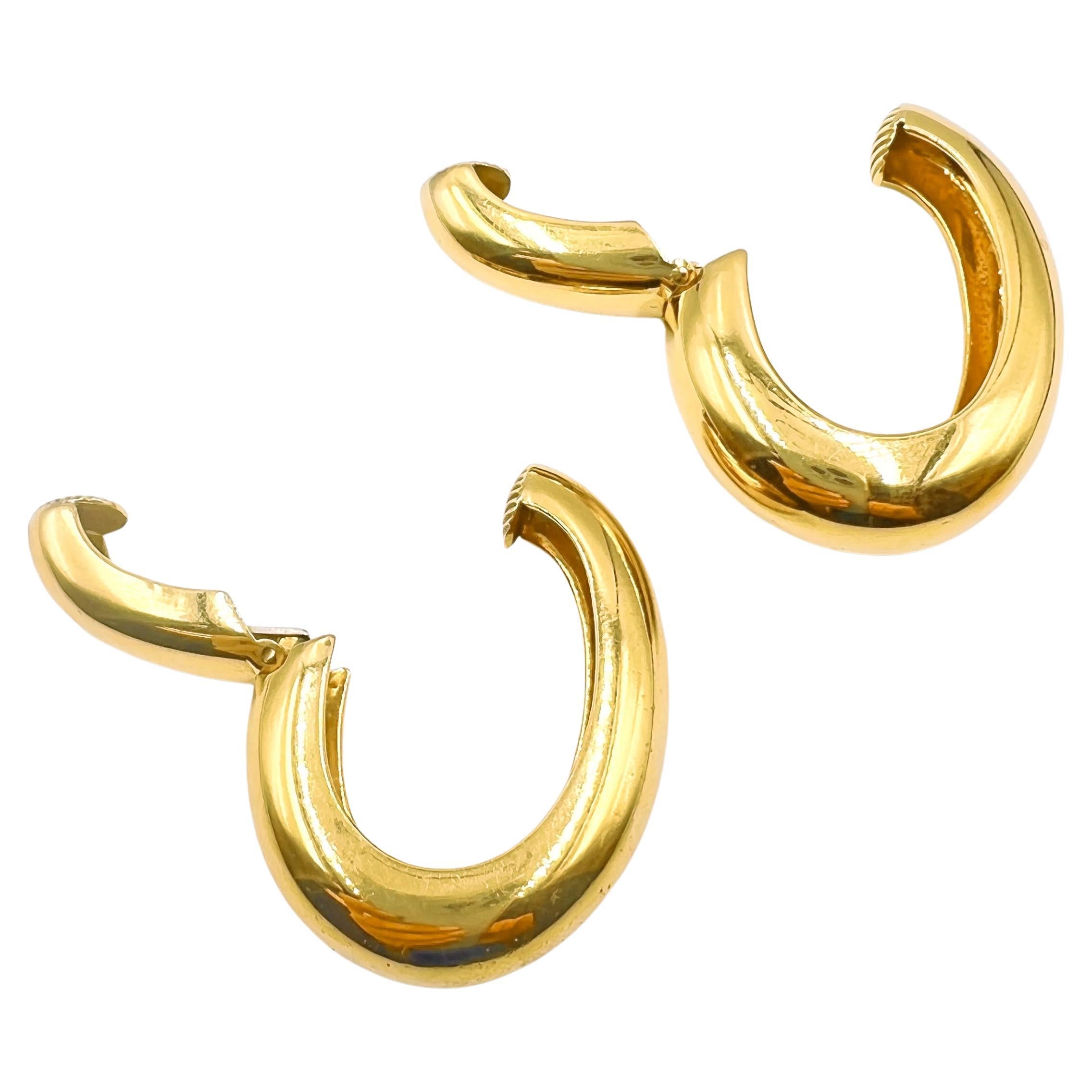 Modern David Webb 18k Yellow Gold Hoop Earrings