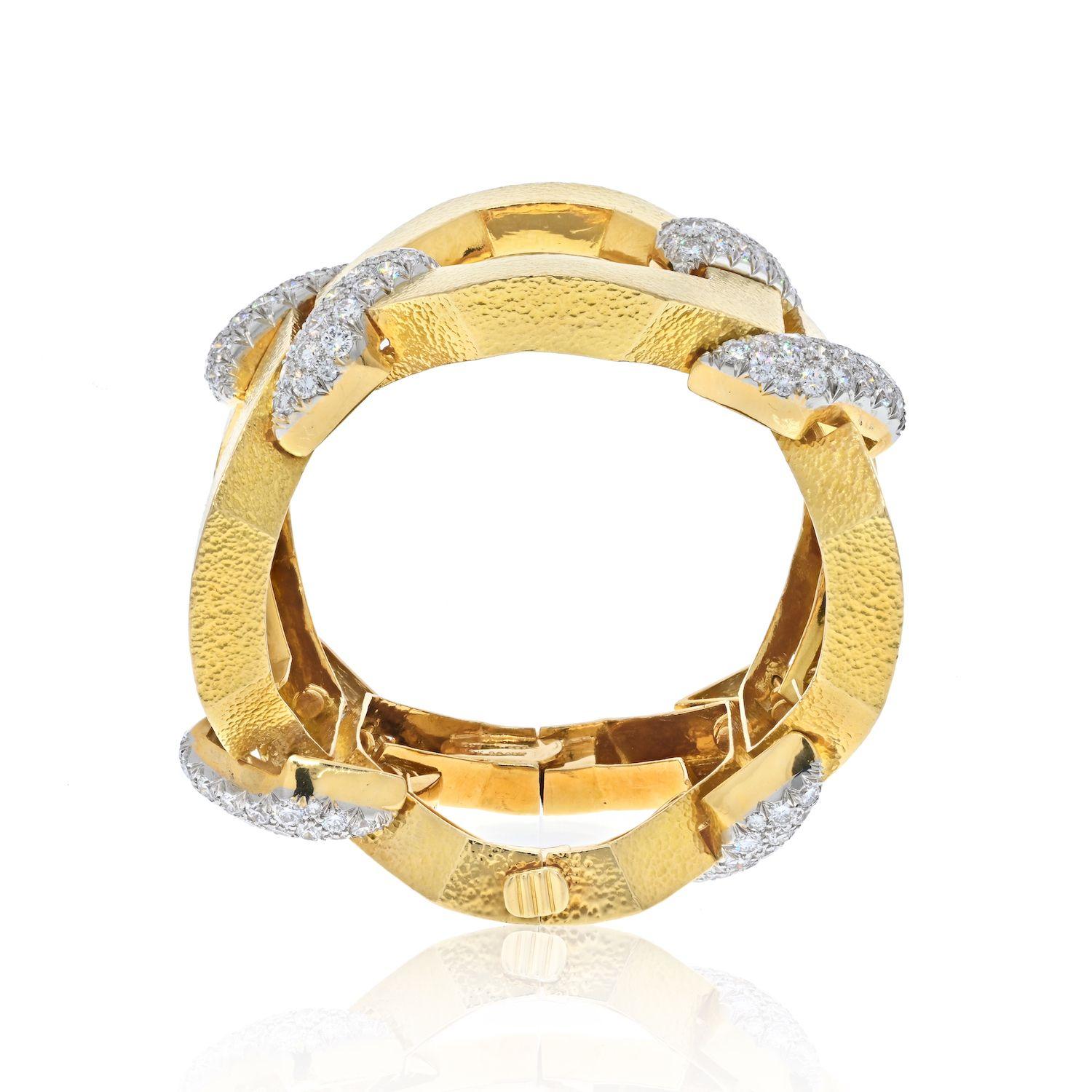 David Webb: 18 Karat Gelbgold Juno Manschettenarmband (Moderne)