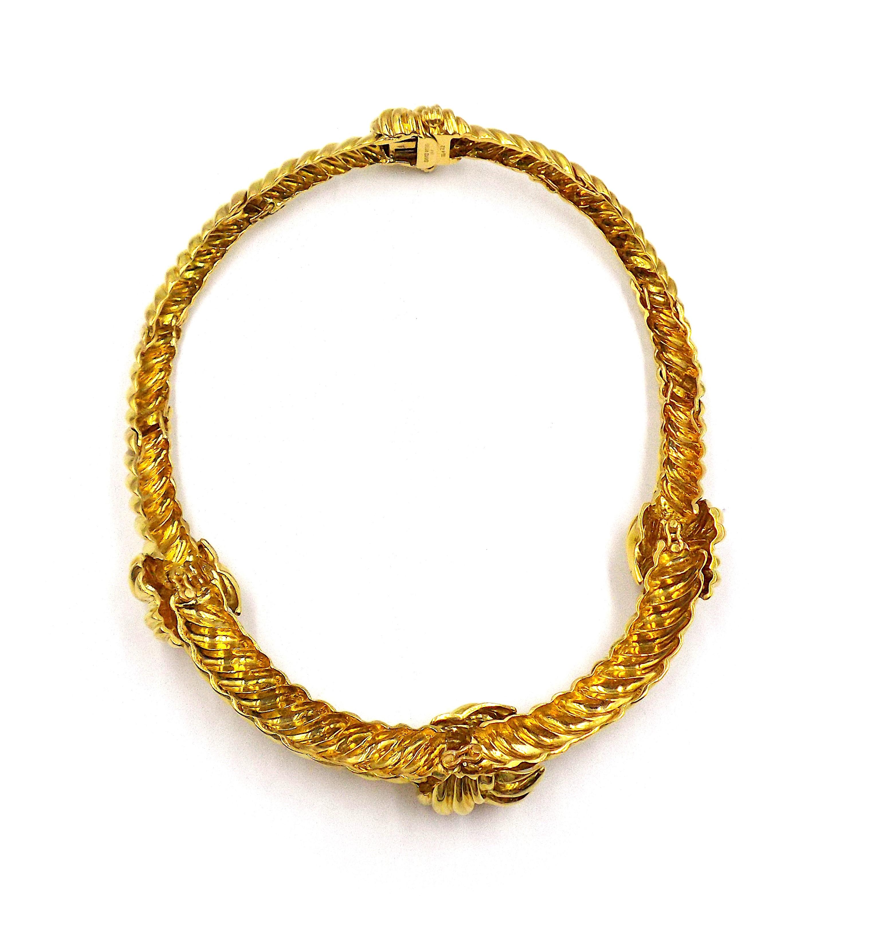 David Webb Collier ras du cou à nœuds en or jaune 18 carats Bon état - En vente à New York, NY