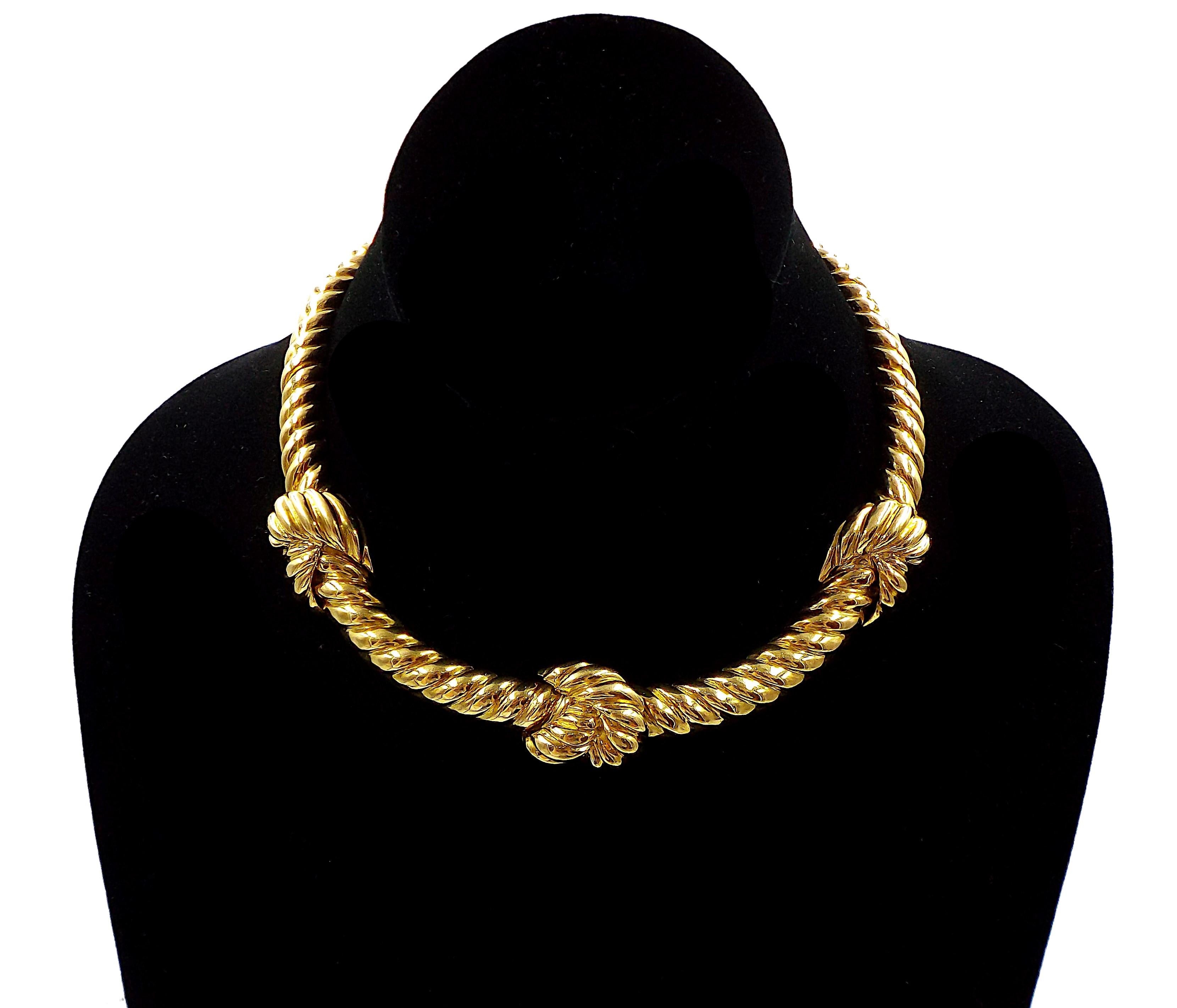 Women's David Webb 18K Yellow Gold Knot Choker Necklace For Sale