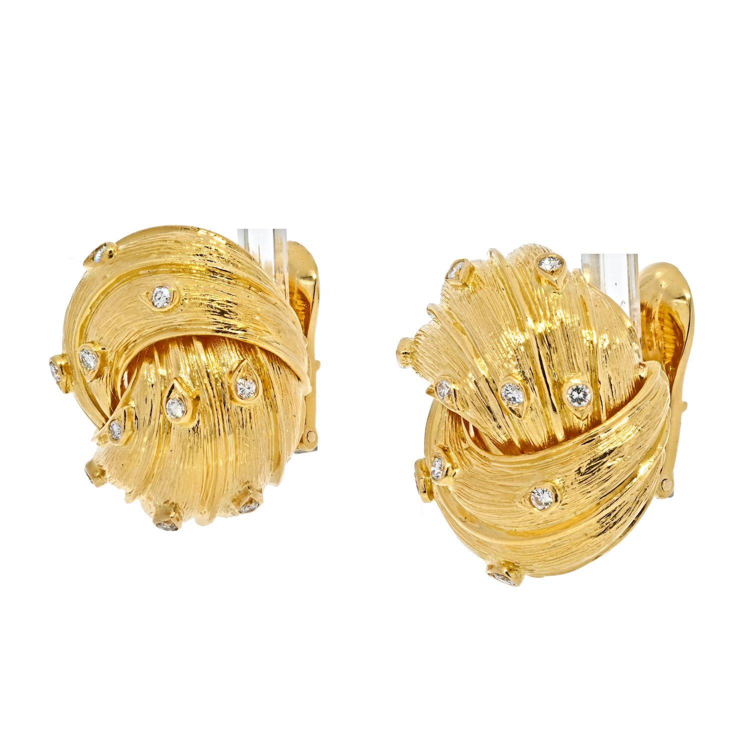 Modern David Webb 18K Yellow Gold Knot Style Button Diamond Clip on Earrings For Sale