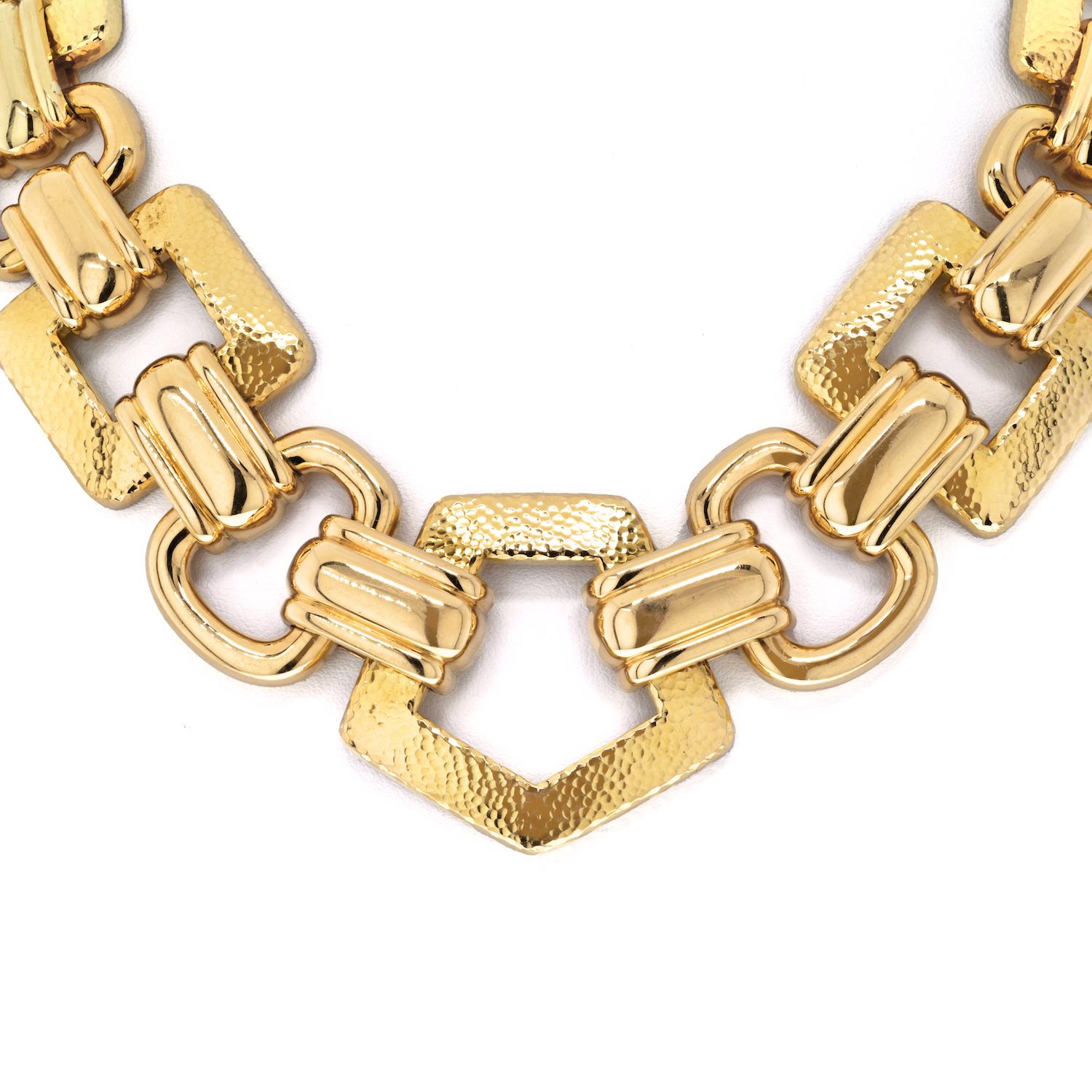 David Webb 18K Yellow Gold Large Ancient World Open Link Necklace In Excellent Condition For Sale In New York, NY