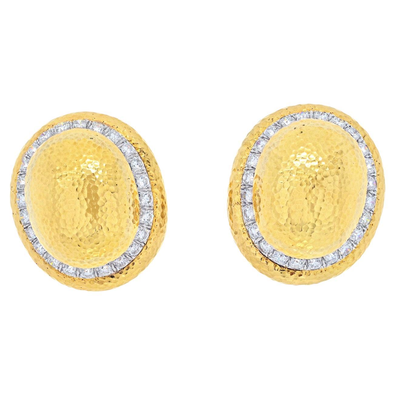 David Webb 18K Yellow Gold Large Dome Oval Button Clip Earrings For Sale