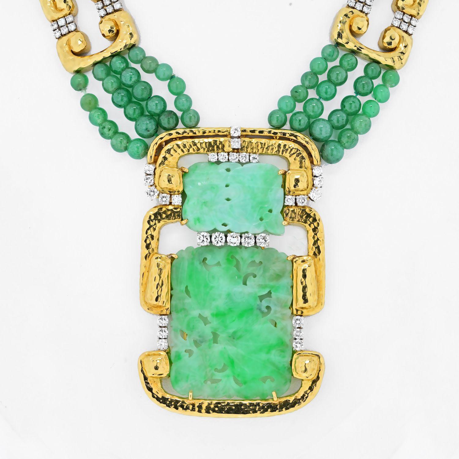 David Webb Halskette aus 18 Karat Gelbgold mit mehrstrangigem Jade-Medaillon und Diamanten im Angebot 1
