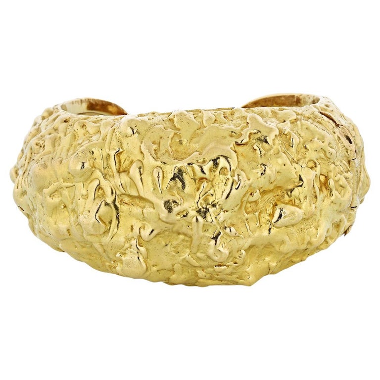David Webb 18K Yellow Gold Nugget Textured Cuff Bangle Bracelet For Sale