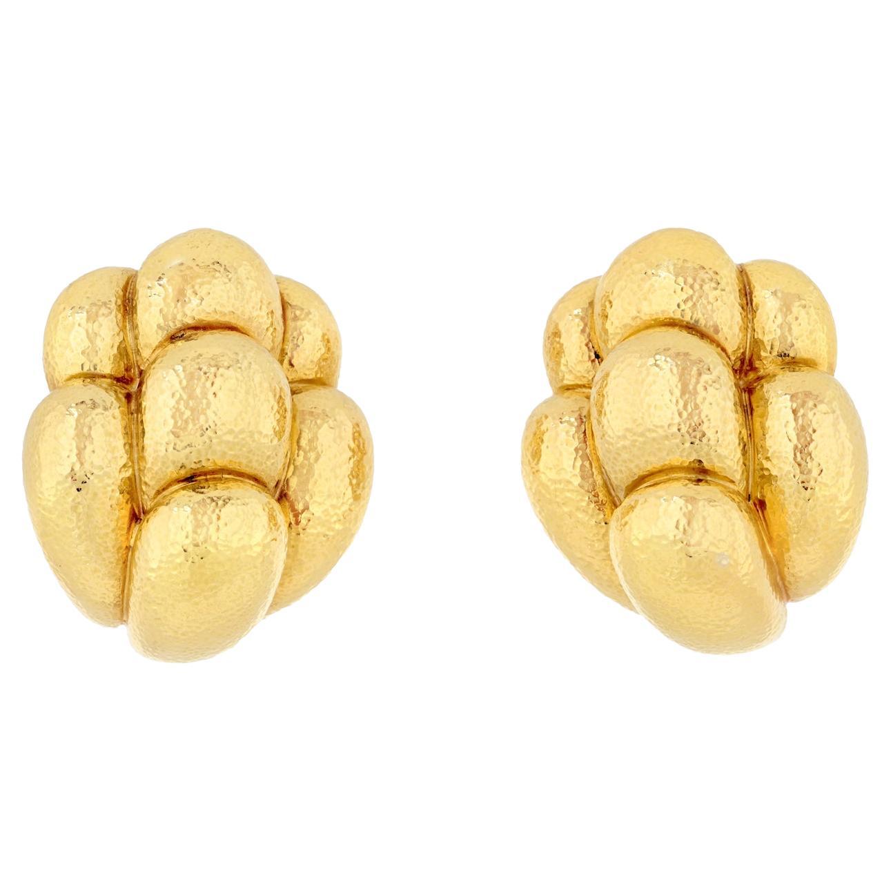 David Webb - Boucles d'oreilles clips en or jaune 18 carats à texture lobée en vente