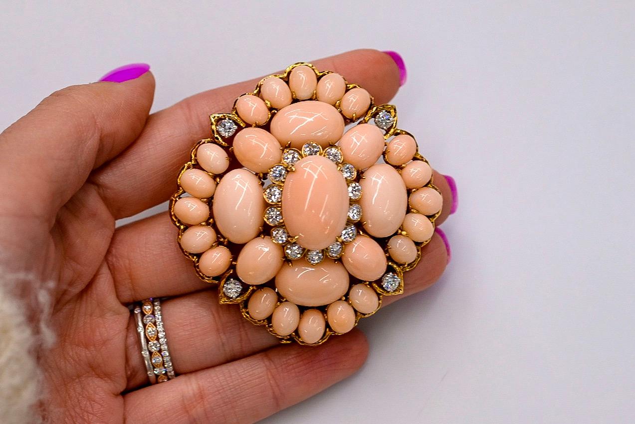 David Webb 18K Yellow Gold Pink Coral Cluster and Diamond 1960's Brooch For Sale 3