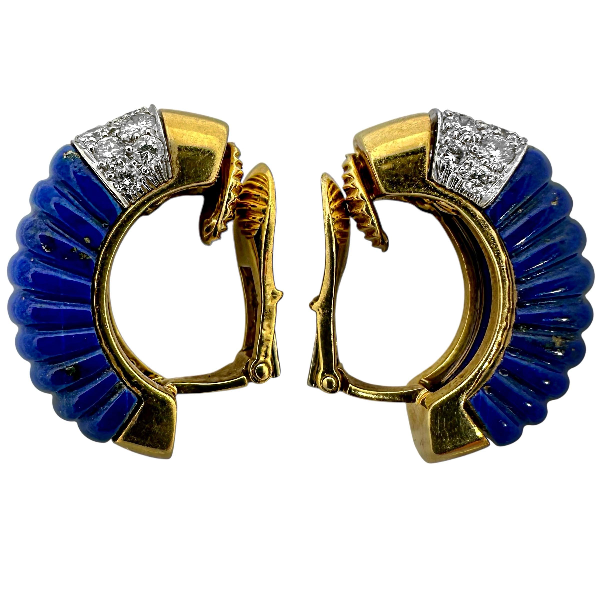Moderne David Webb 18K Yellow Gold, Platinum,  Diamond and Lapis Lazuli J Hoop Earrings en vente