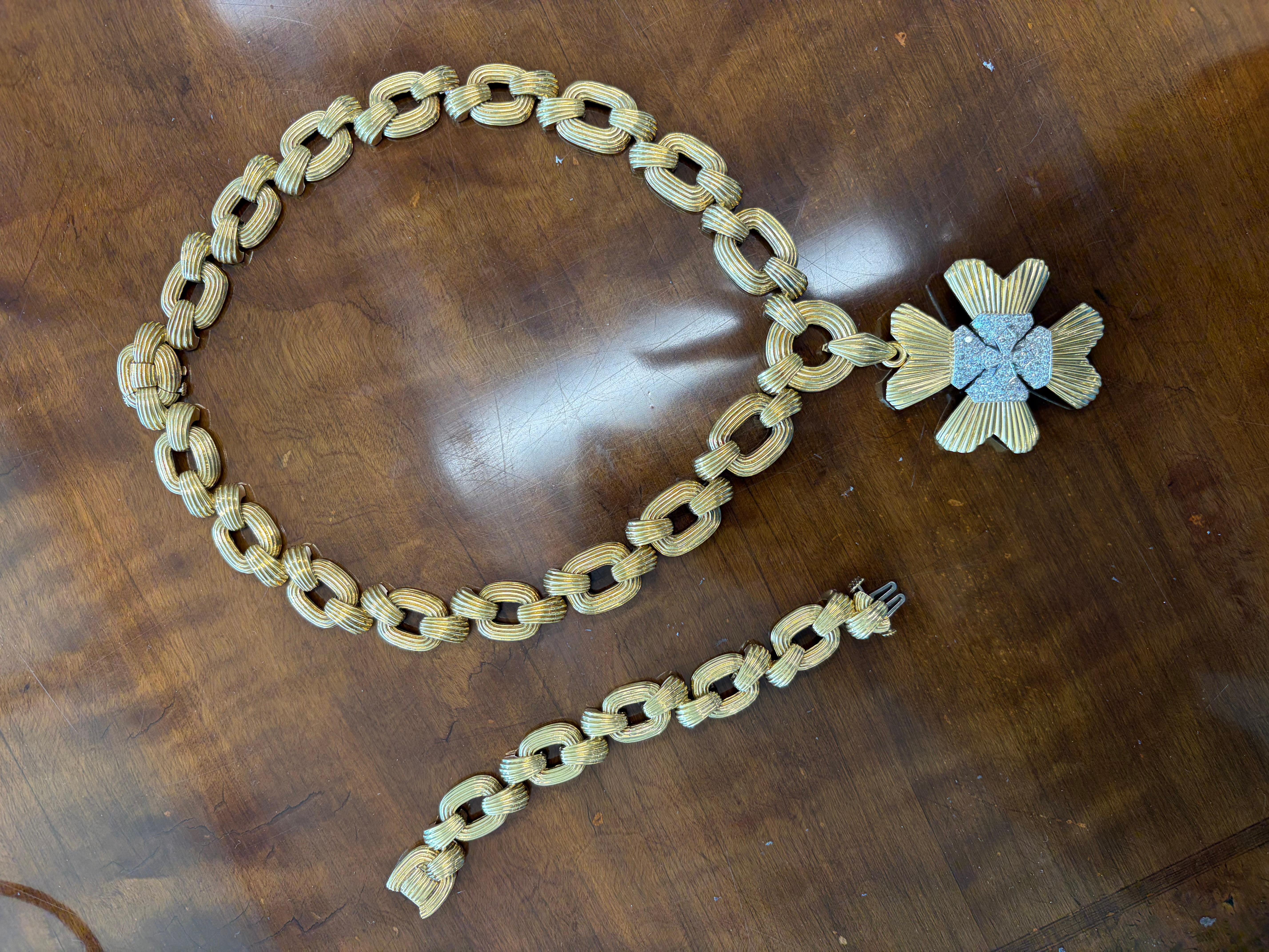 DAVID WEBB Collar Sautoir Maltés de oro amarillo de 18 quilates, platino y diamantes Años 60 en venta 1