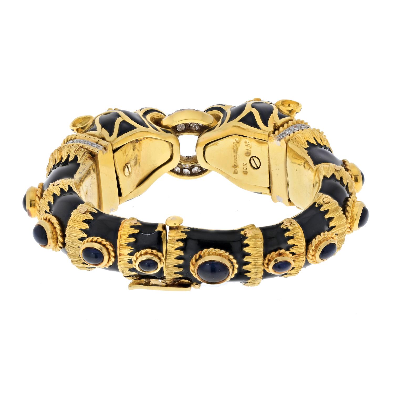 Pear Cut David Webb 18K Yellow Gold, Platinum Double Lion Black Enamel Sapphire Bracelet For Sale