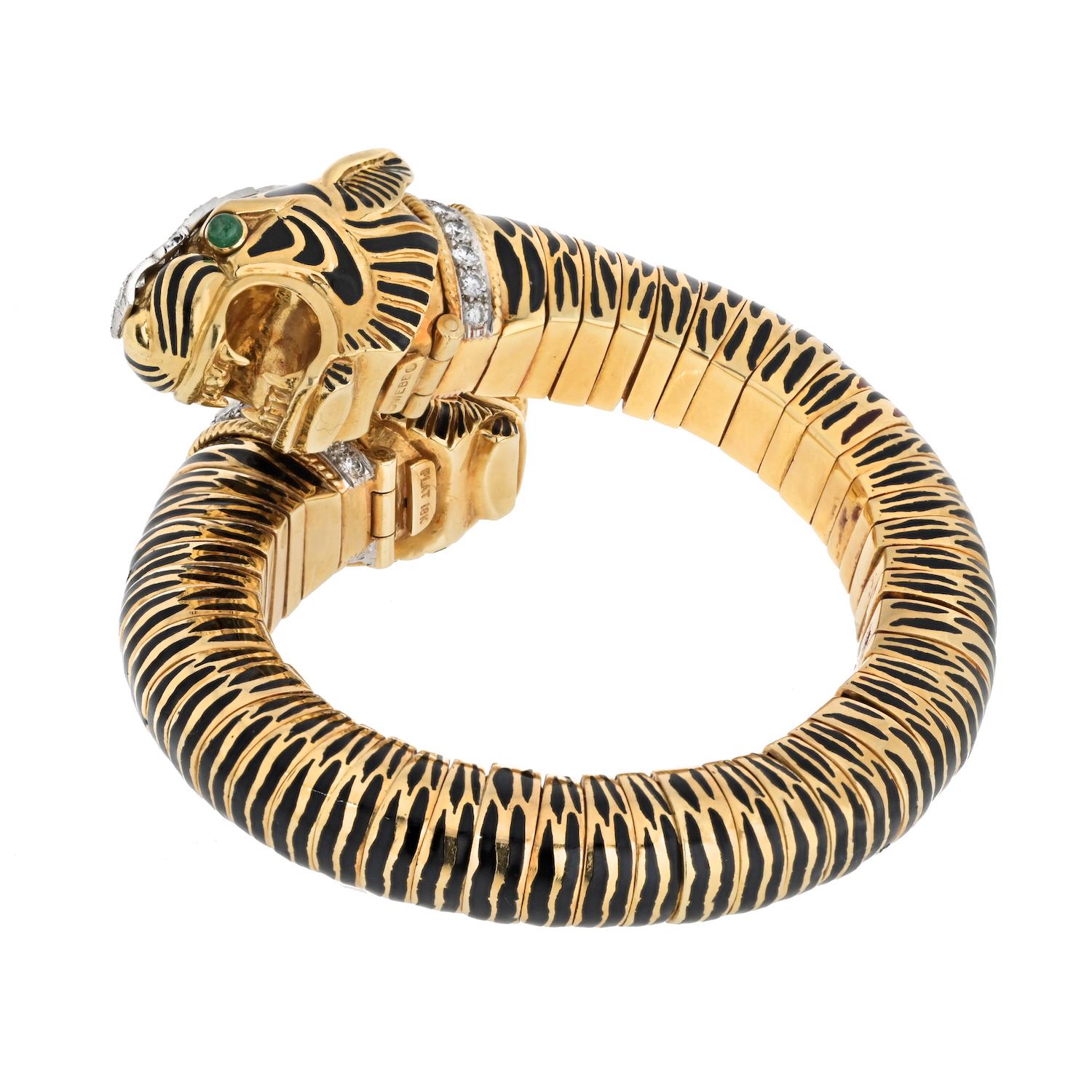 Taille cabochon David Webb - Bracelet en or jaune 18 carats, platine, double tigre, animal en émail noir en vente