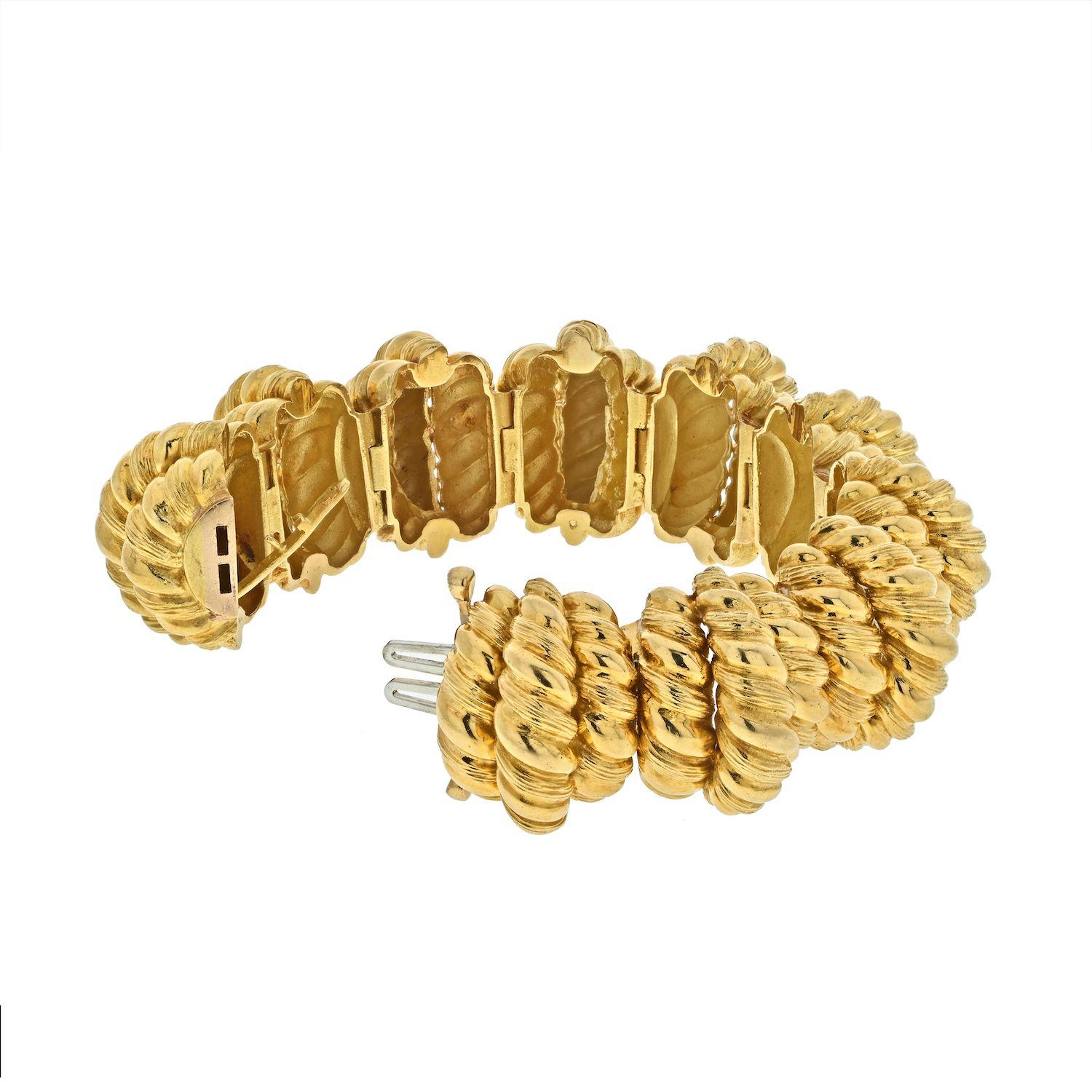 Women's or Men's David Webb 18K Yellow Gold Power Architectural Bracelet For Sale
