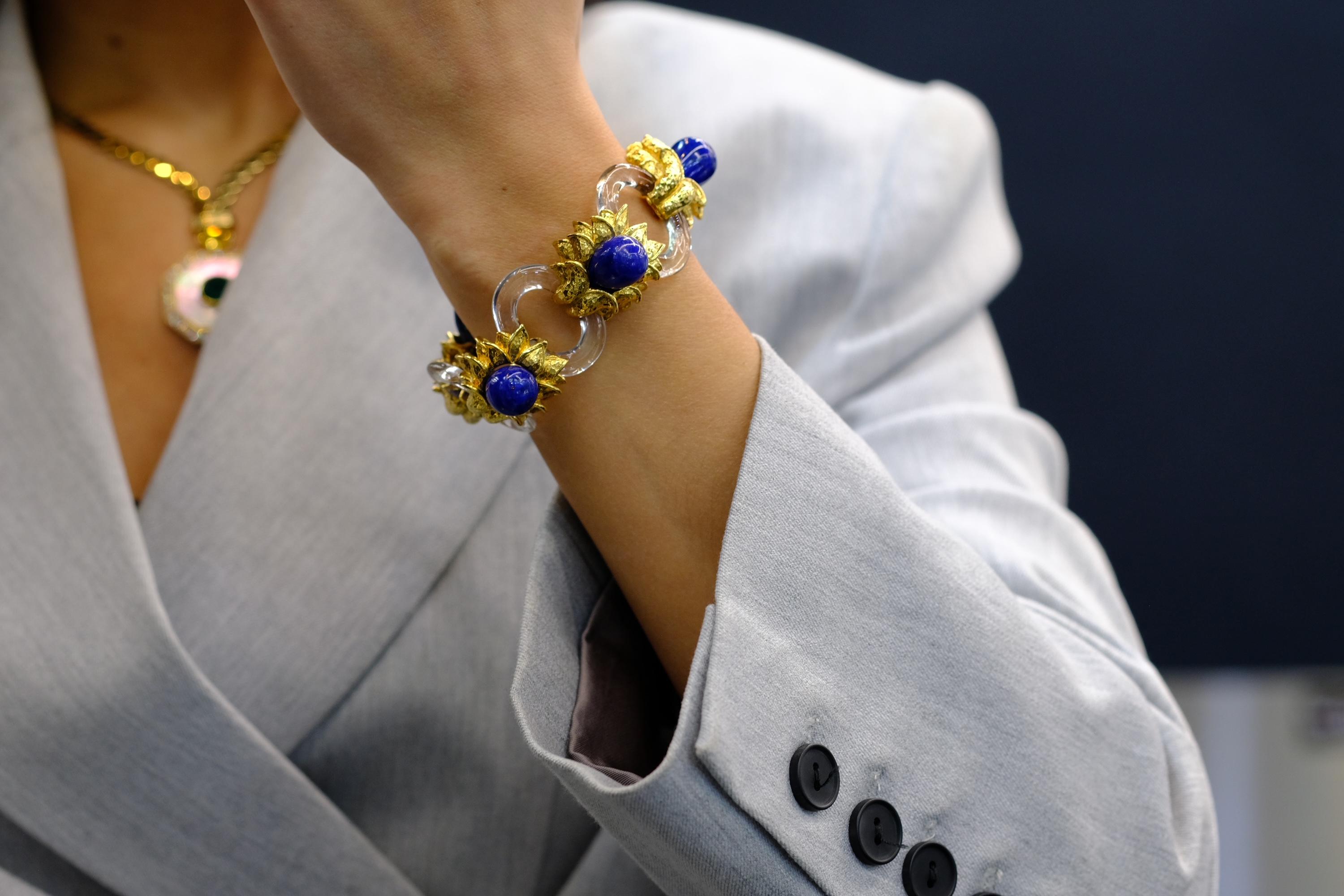 David Webb - Bracelet en or jaune 18 carats, cristal de roche et lapis-lazuli en vente 4