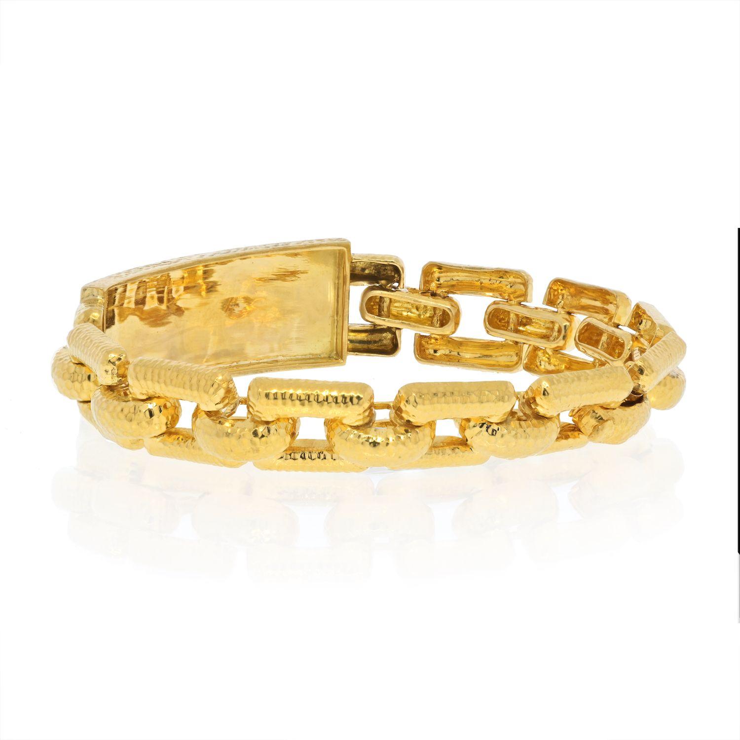 David Webb 18K Yellow Gold Satin Finish ID Tag Chain Bracelet In Excellent Condition In New York, NY