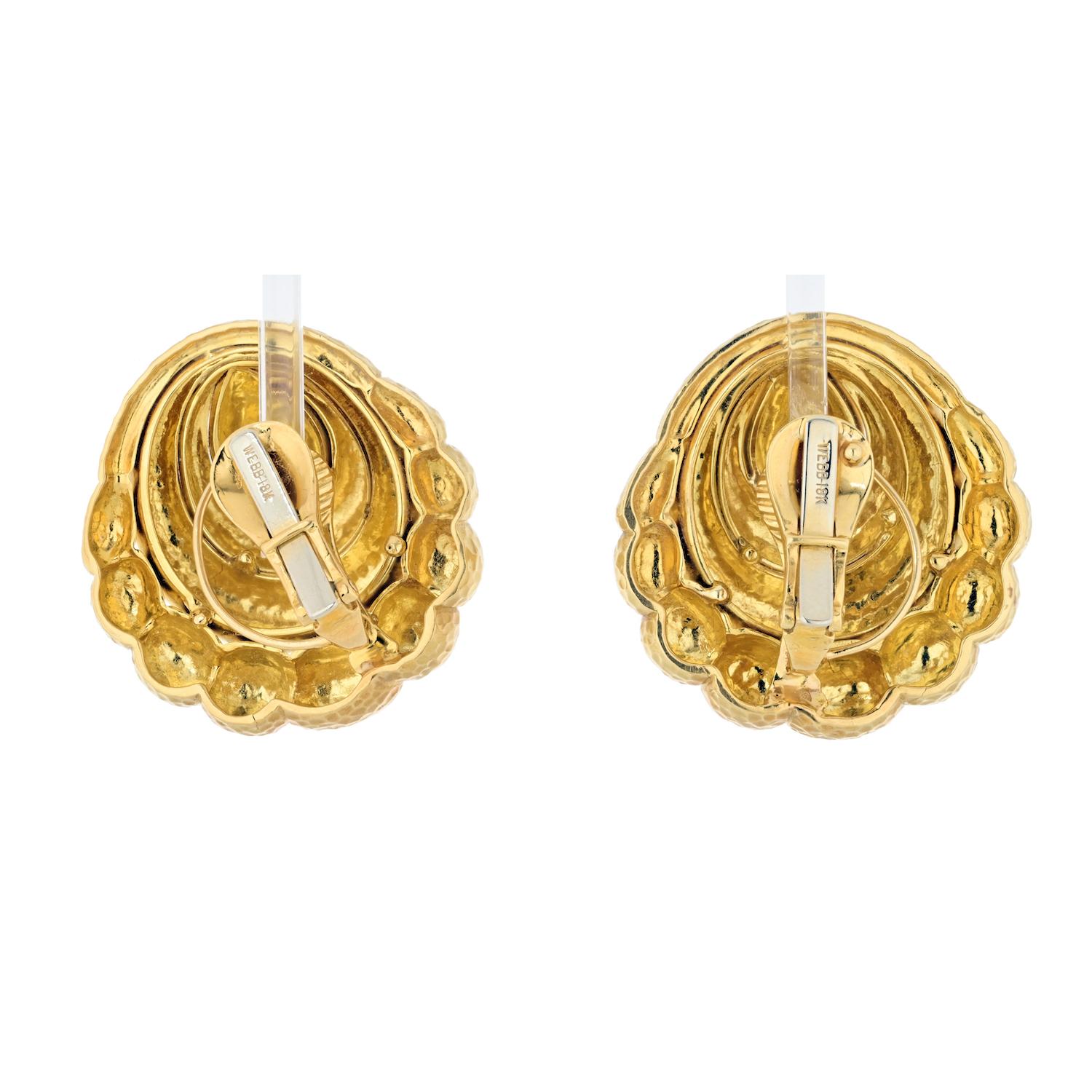 Women's David Webb 18K Yellow Gold Scrolled Textured Clip Earrings For Sale