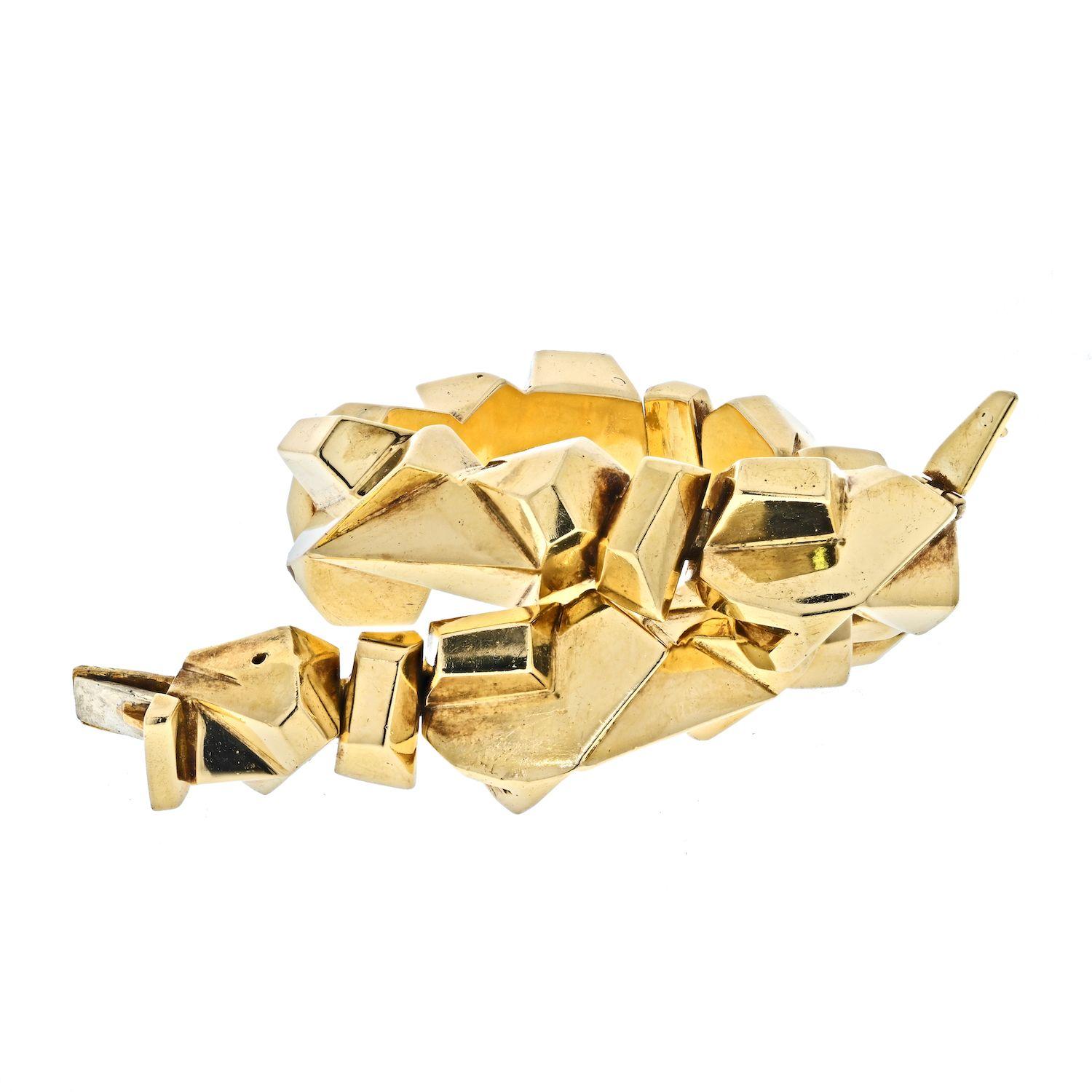 Modern David Webb 18K Yellow Gold Ski Slope Nugget Bracelet For Sale