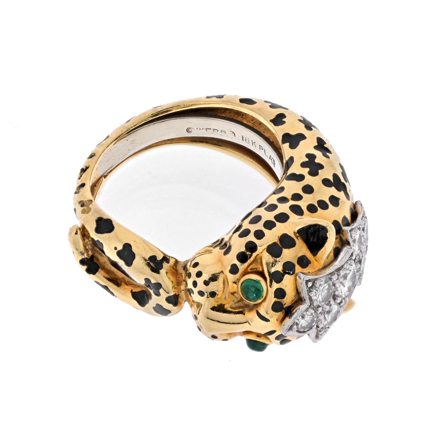Modern David Webb 18K Yellow Gold Spotted Leopard Diamond Ring