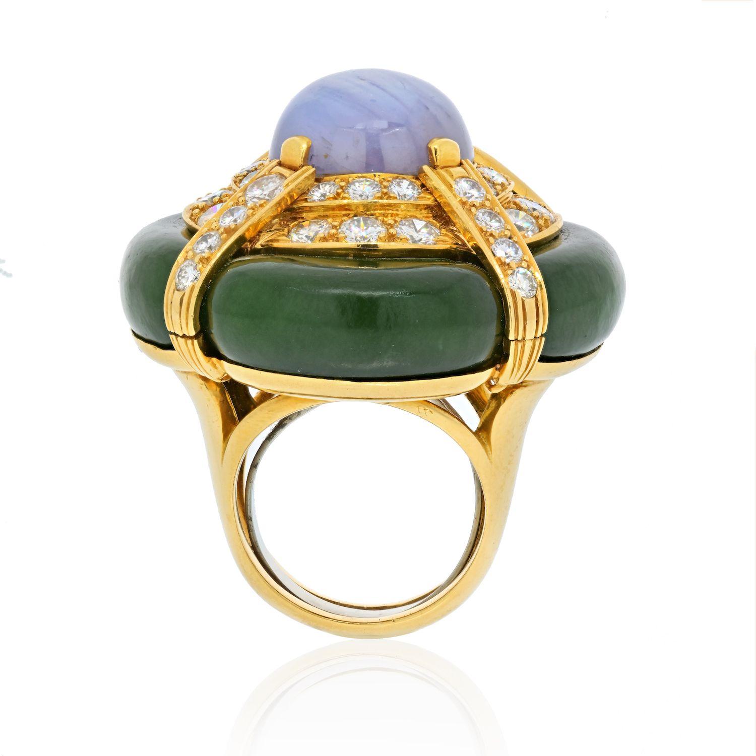 Moderne David Webb Bague étoile en or jaune 18 carats, saphirs, diamants et néphrite en vente