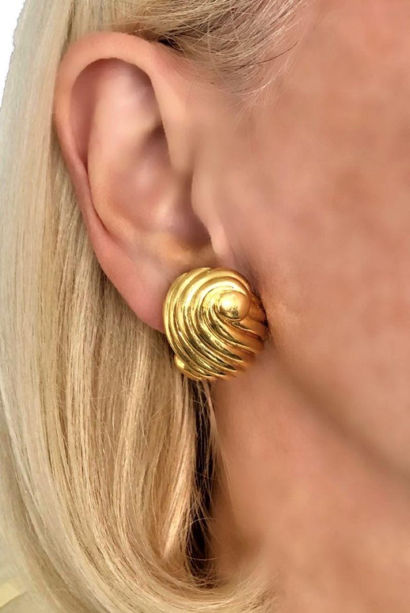 David Webb 18k Yellow Gold Swirl Design Earrings For Sale 2