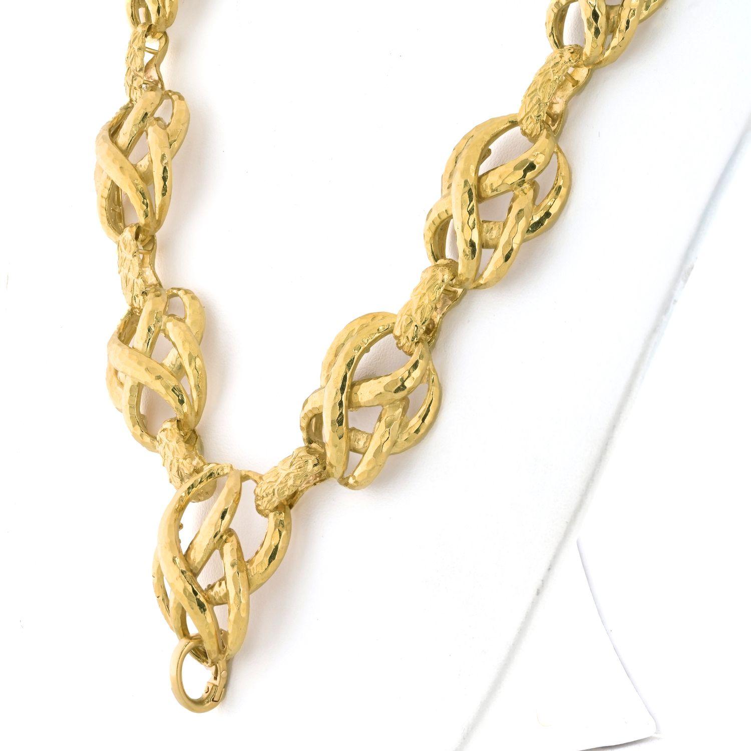 Moderne David Webb, collier à maillons torsadés texturés en or jaune 18 carats en vente