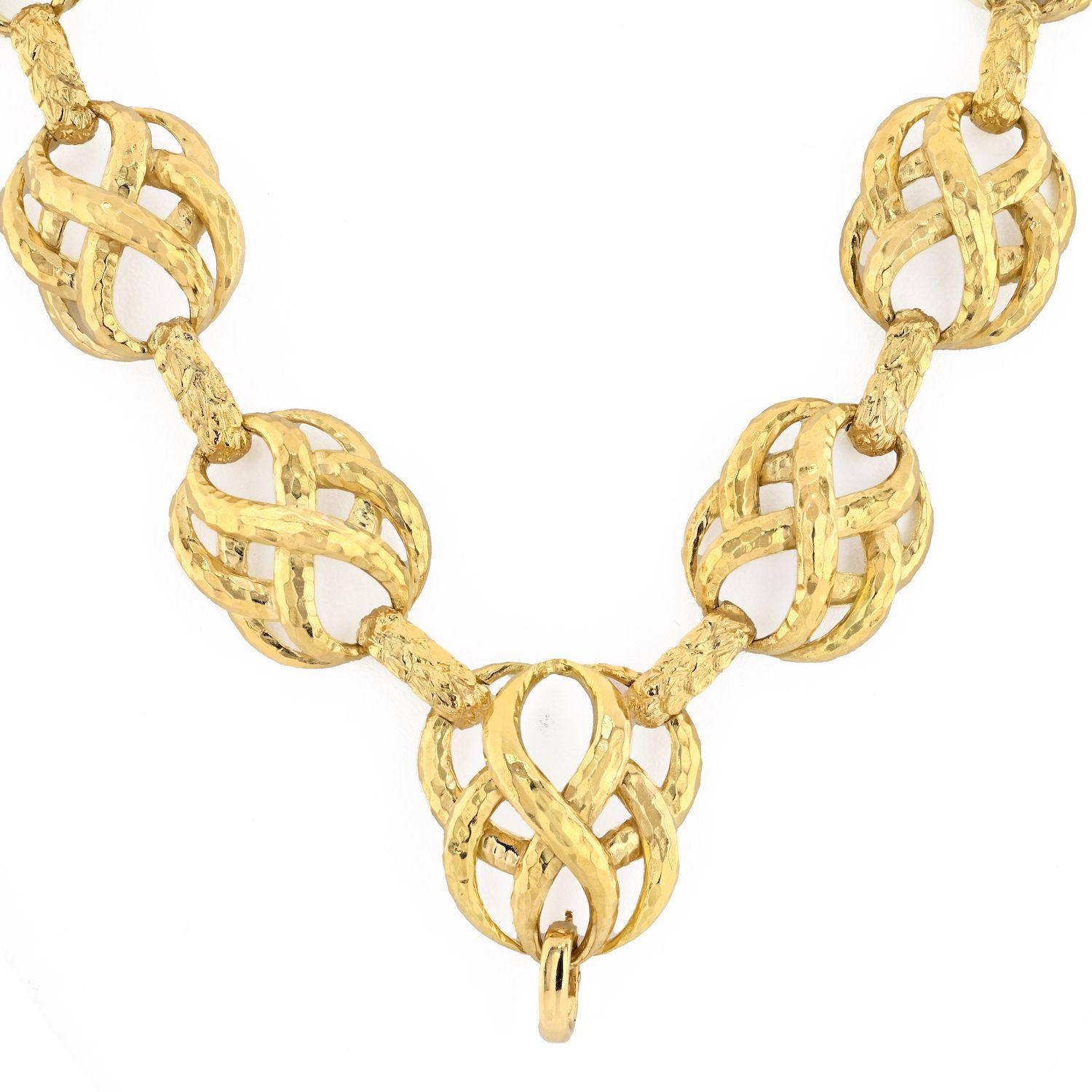David Webb 18K Gelbgold Texturierte Twisted Link Halskette im Zustand „Hervorragend“ im Angebot in New York, NY