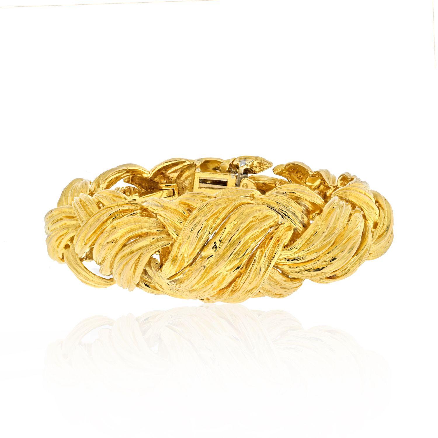 Women's David Webb 18K Yellow Gold Textured Woven Crossover Bracelet