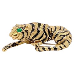 David Webb 18K Yellow Gold Tiger Brooch