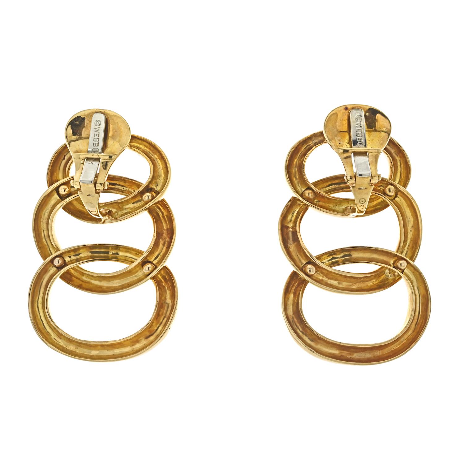 David Webb 18K Yellow Gold triple Oval Layered Hoop Style Clip On Earrings In Excellent Condition For Sale In New York, NY